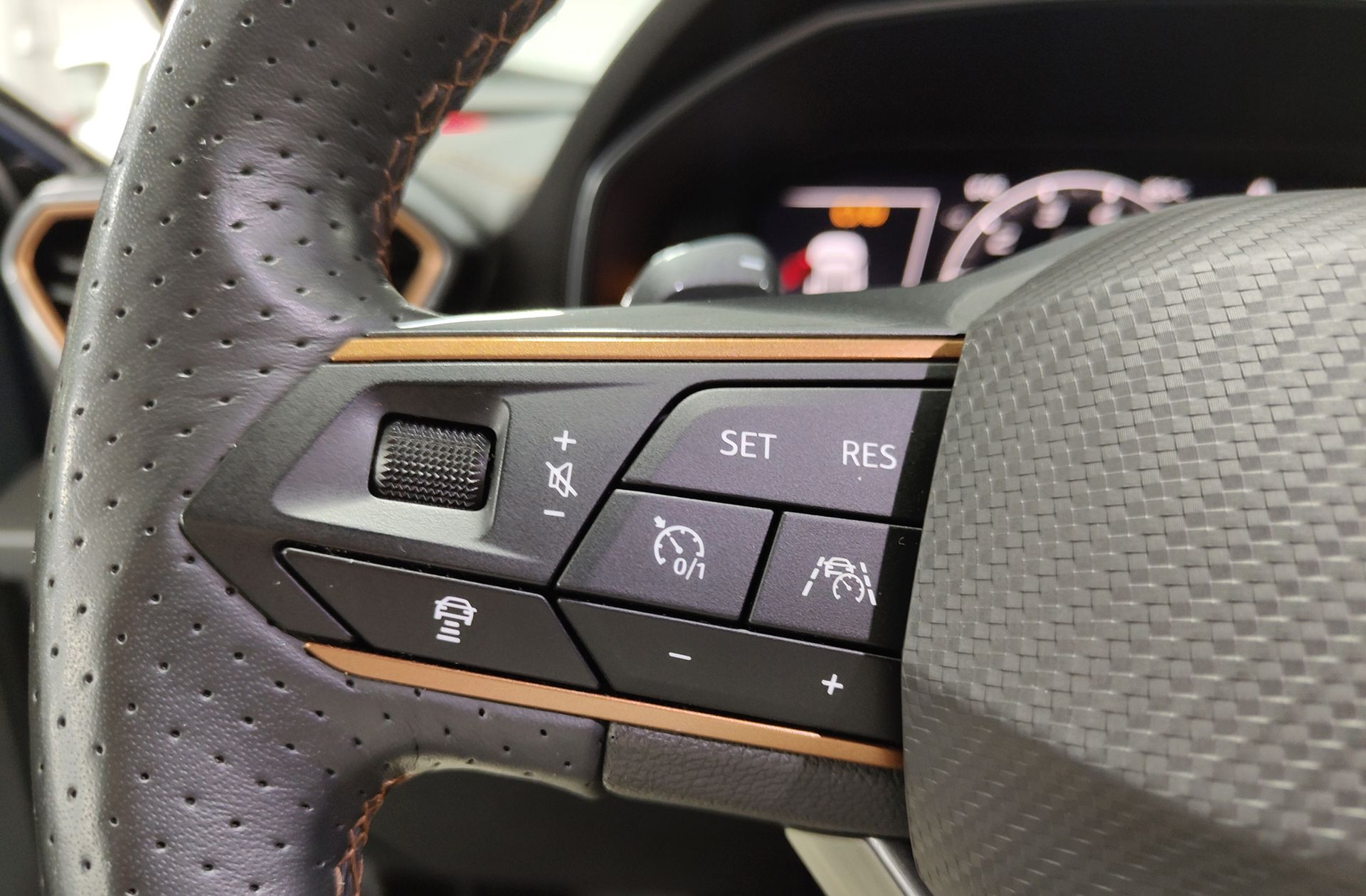 Cupra Formentor 1.5 TSI Tech Edition DSG - foto 28