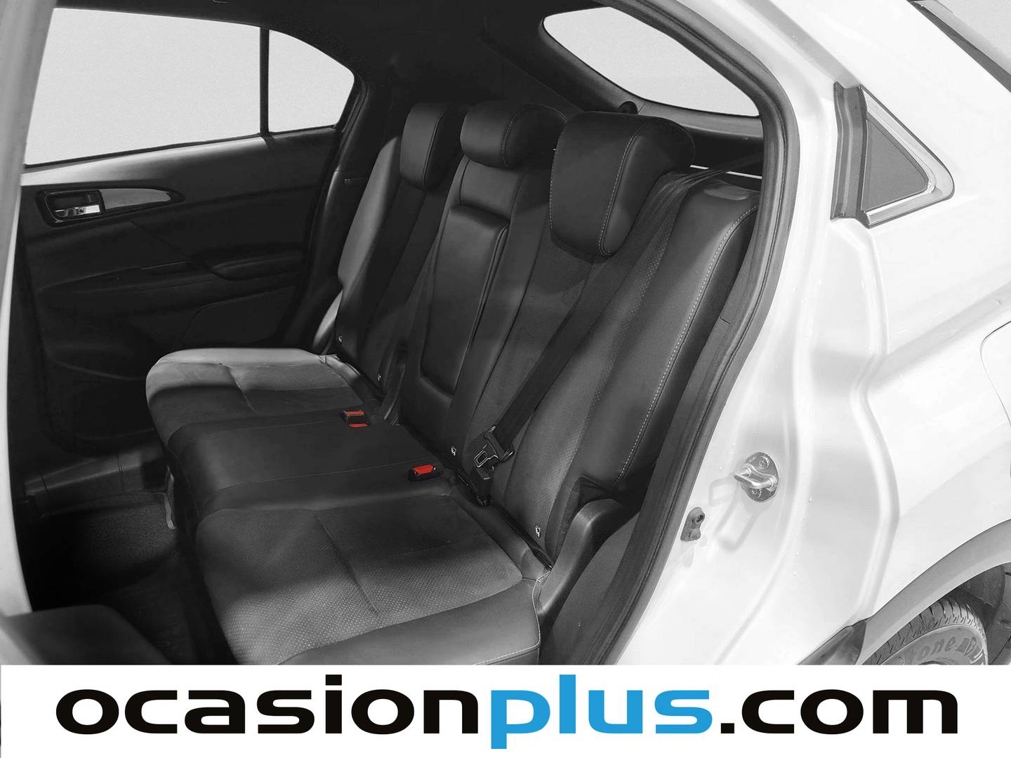 Foto asientos traseros Mitsubishi Eclipse Cross Mitsubishi Eclipse Cross 2.4 PHEV Kaiteki 4WD Auto (188 CV)
