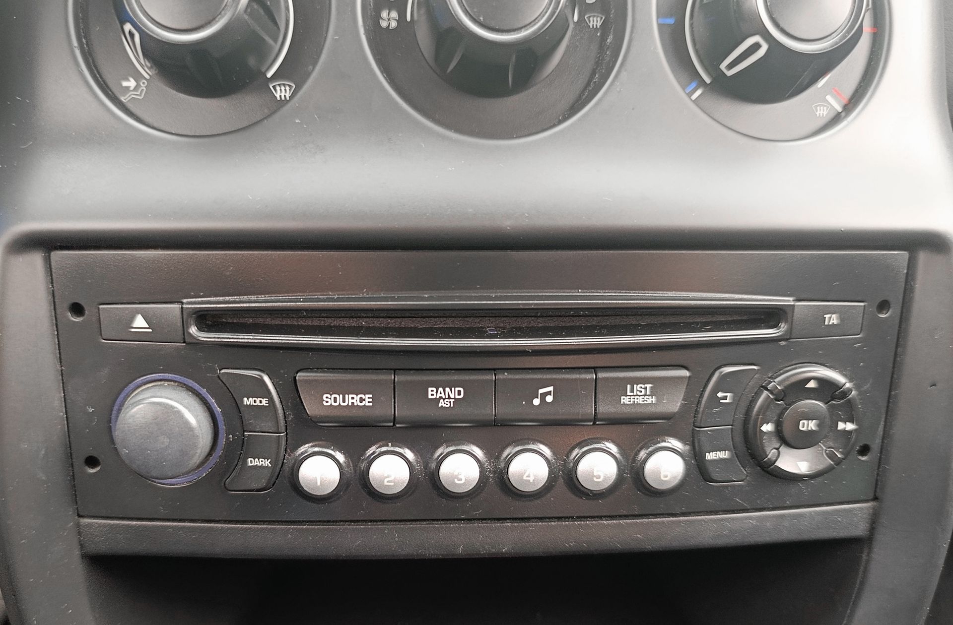 Citroën C3 HDi 70 Tonic - foto 24