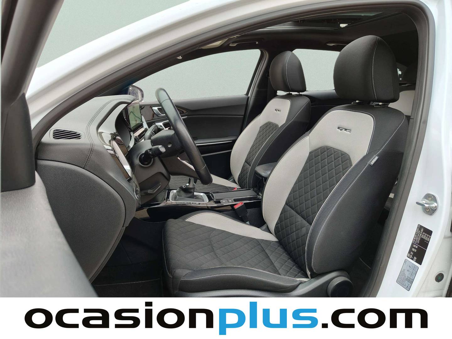 Foto KIA ProCeed Kia ProCeed 1.0 T-GDi GT Line (120 CV)