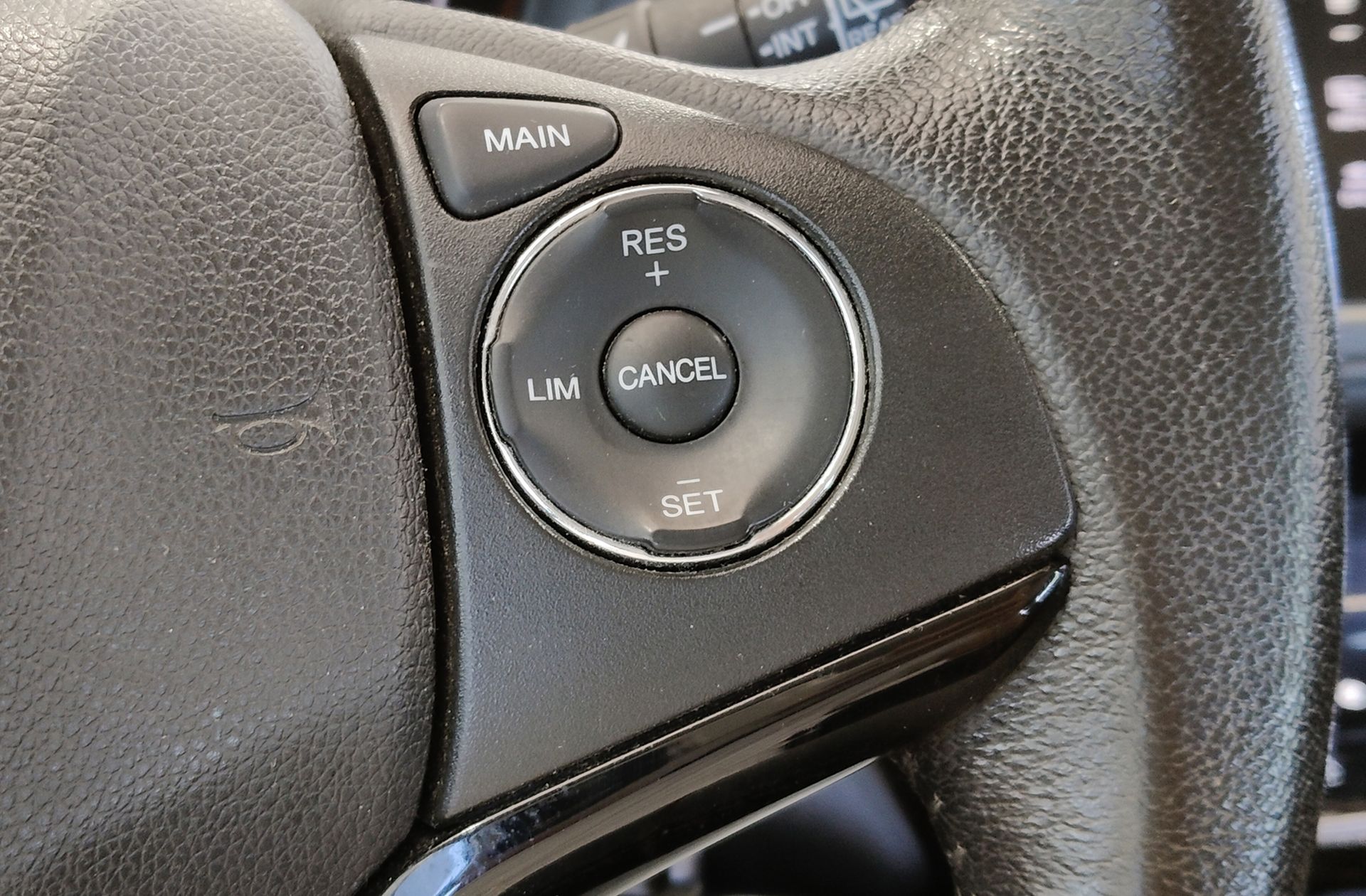 Honda HR-V 1.6 i-DTEC Elegance Navi - foto 24