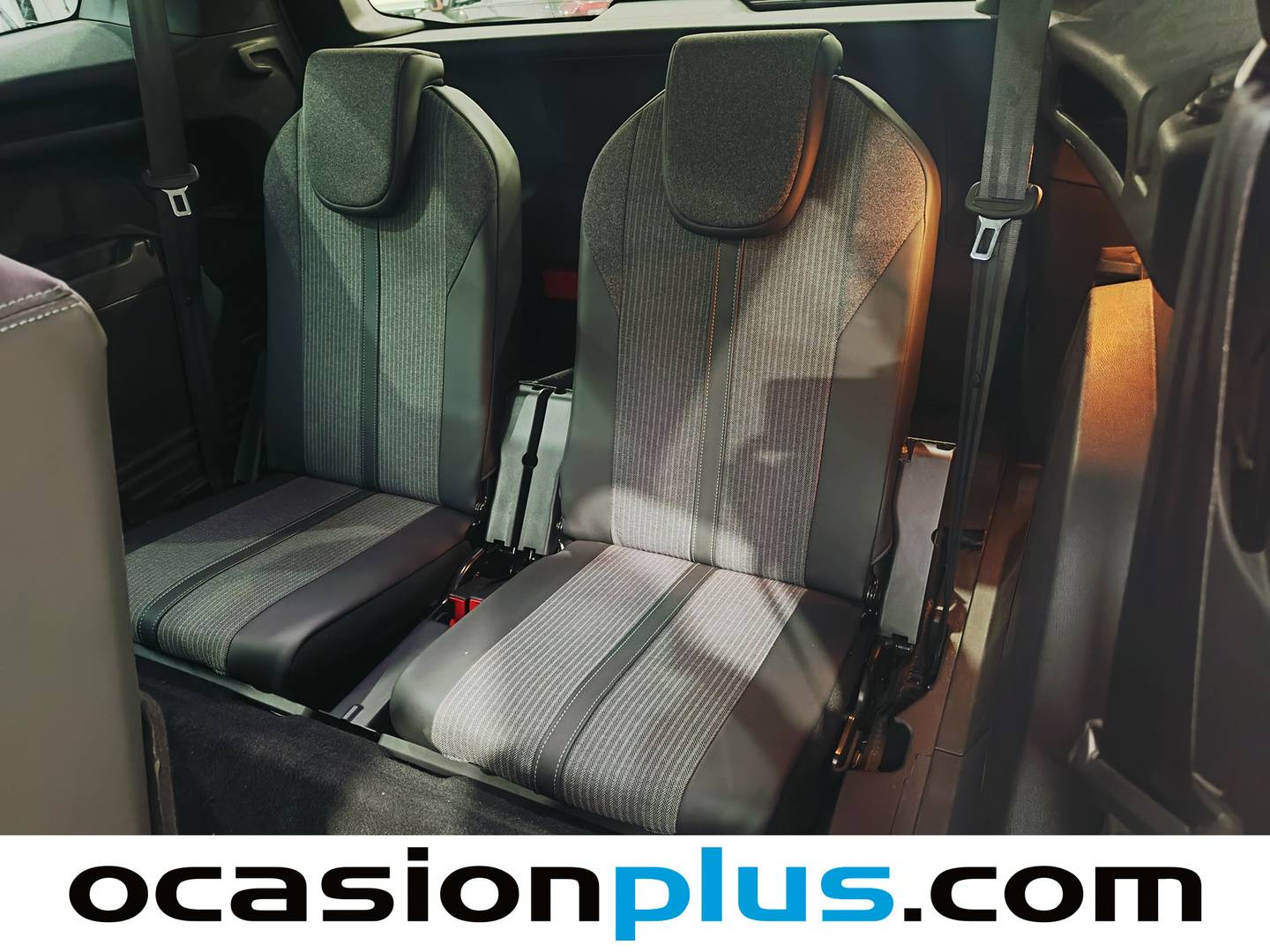 Foto asientos delanteros Peugeot 5008 Peugeot 5008 BlueHDi 130 S&S Allure EAT8 (130 CV) 7 PLAZAS