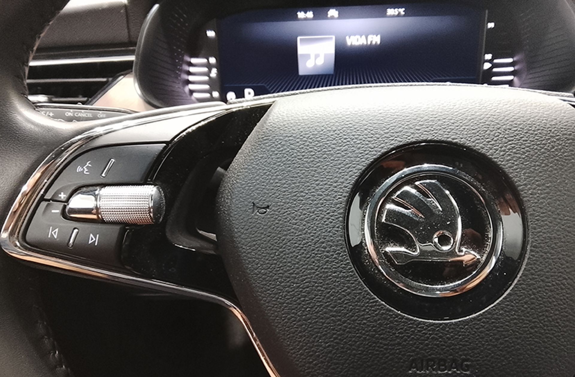 Škoda Scala 1.5 TSI Style DSG - foto 23