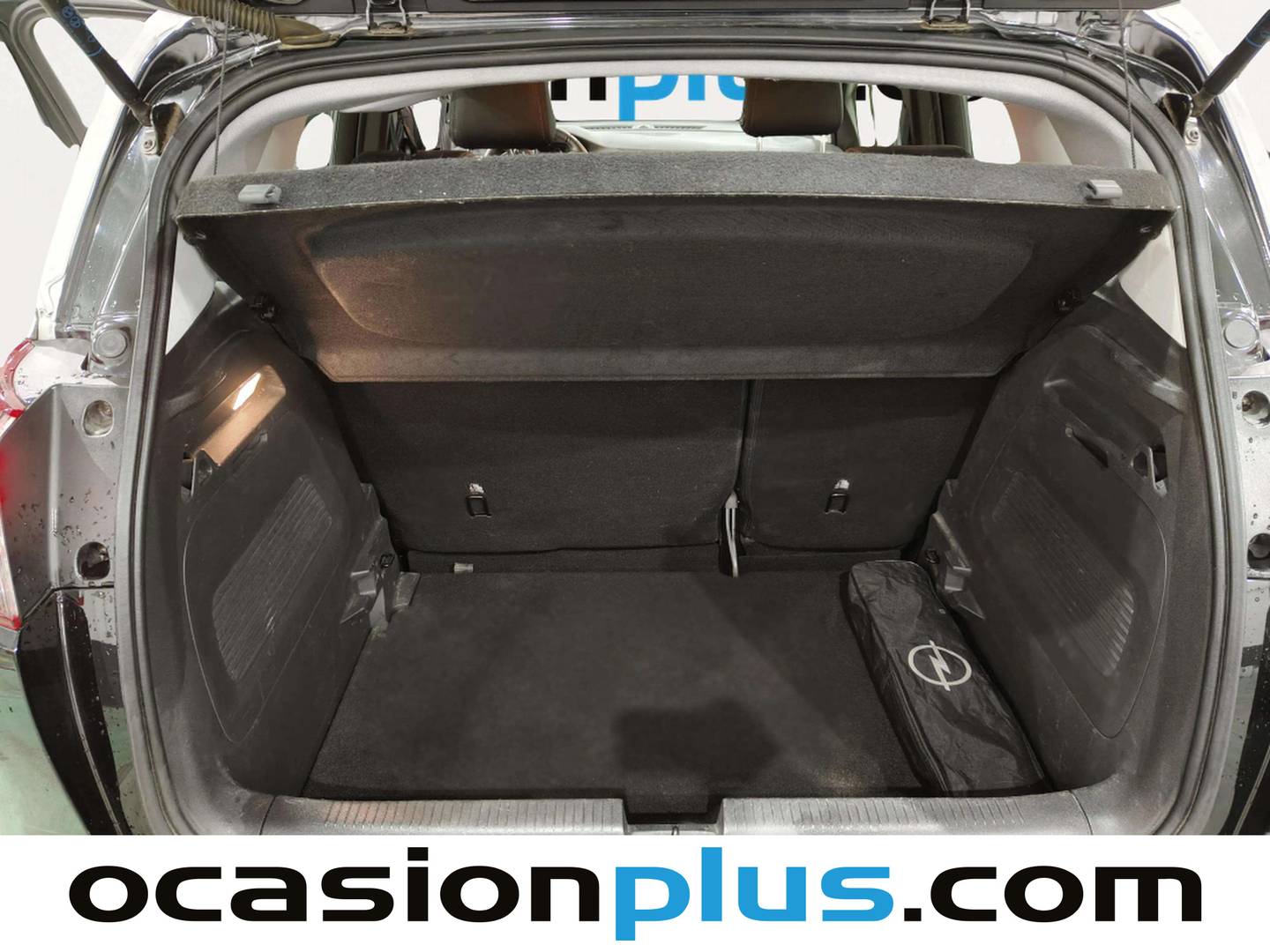 Fotos maletero Opel Crossland X Opel Crossland X 1.2 Innovation (130 CV)