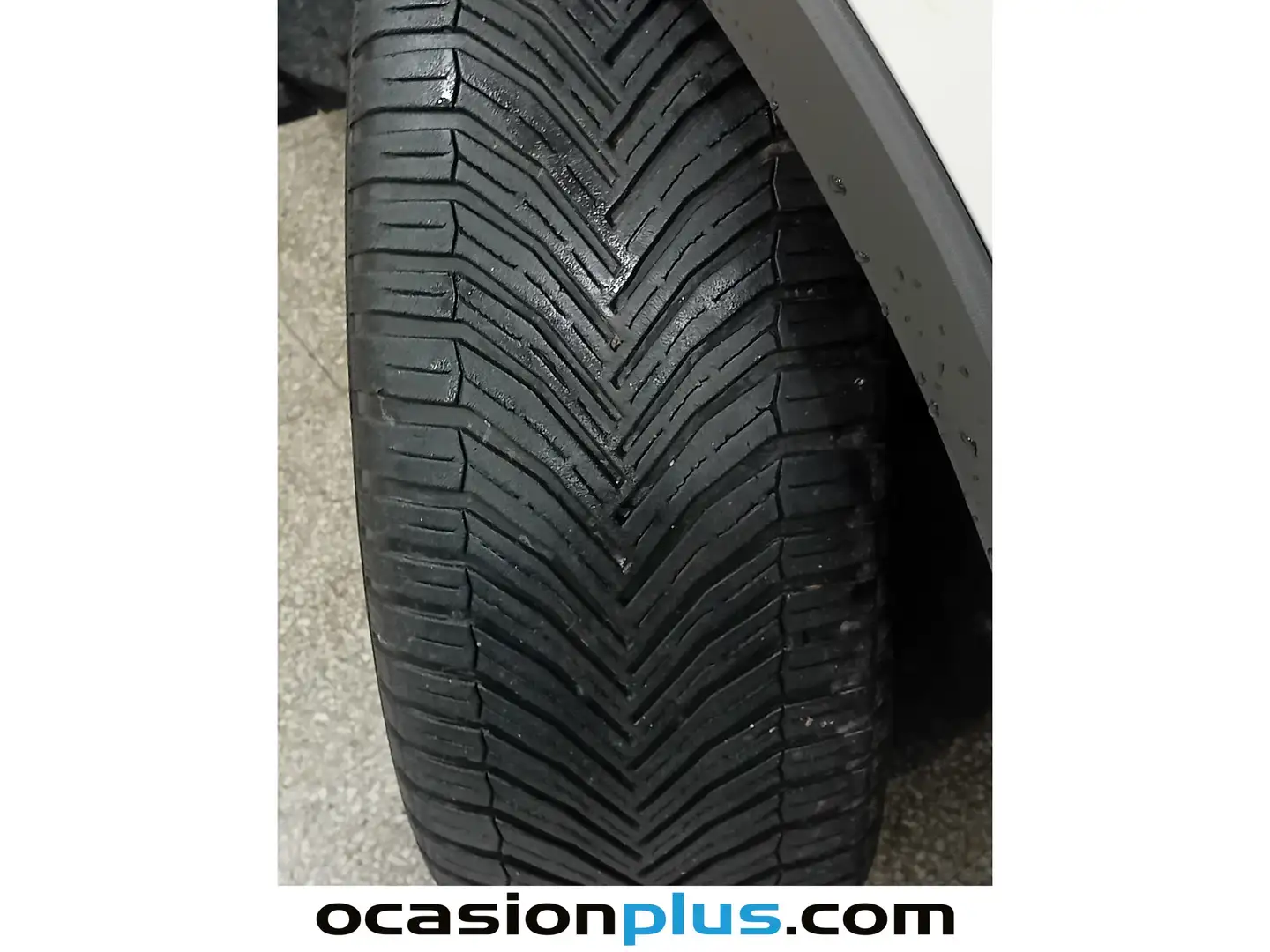 Foto Toyota C-HR Toyota C-HR 1.8 125H Advance (122 CV)