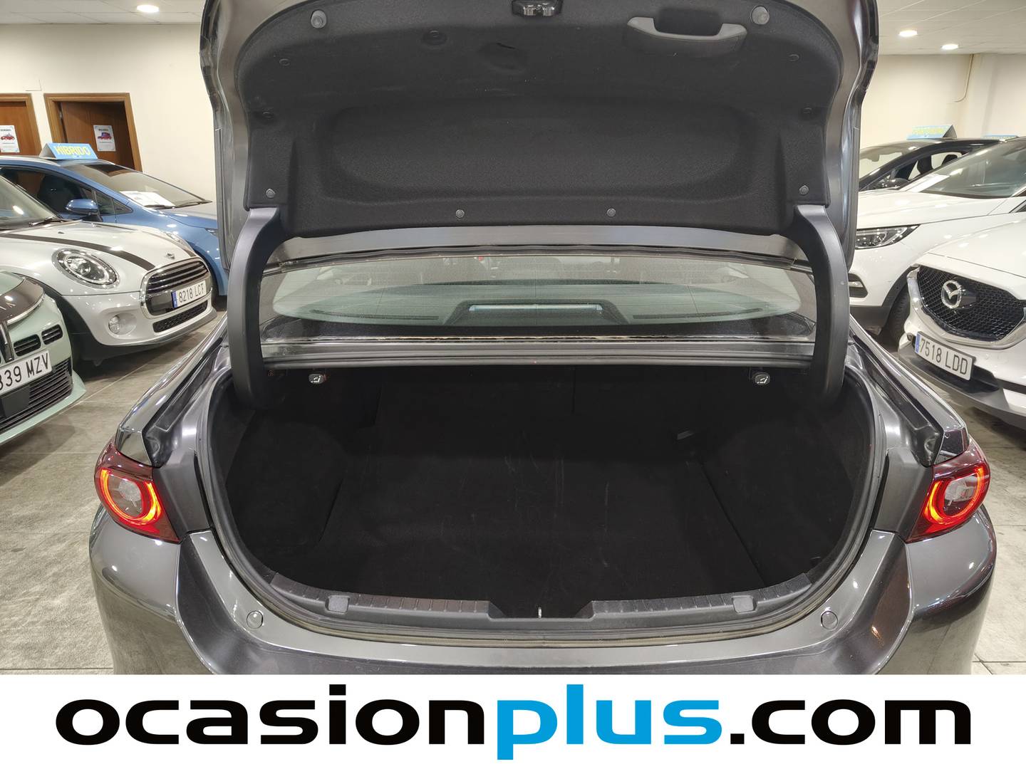 Foto Mazda Mazda3 Mazda Mazda 3 2.5L E-SKY G MHEV Prime-line (140 CV)