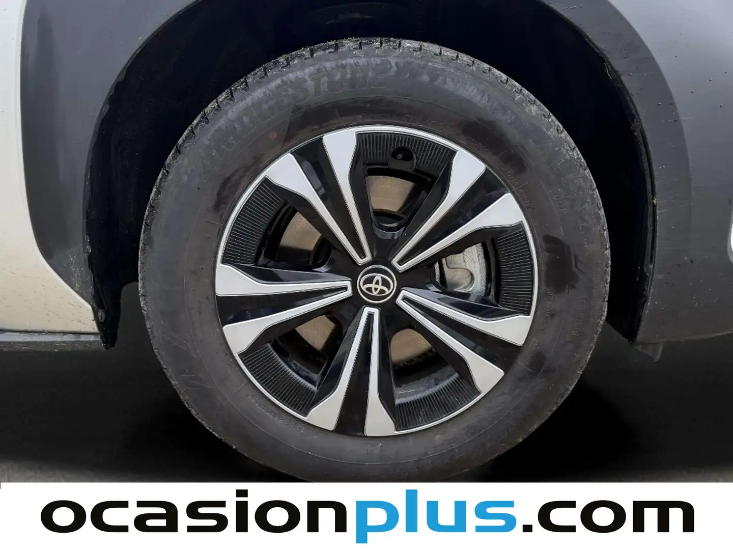 Foto Toyota BZ4X Toyota BZ4X 200E Advance 4x2 (204 CV)