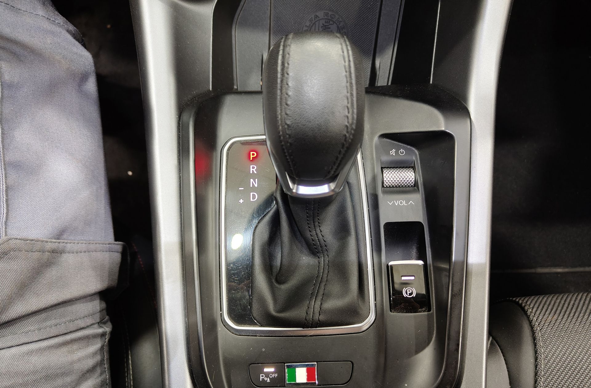 Alfa Romeo Tonale 1.5 MHEV Sprint FWD - foto 5