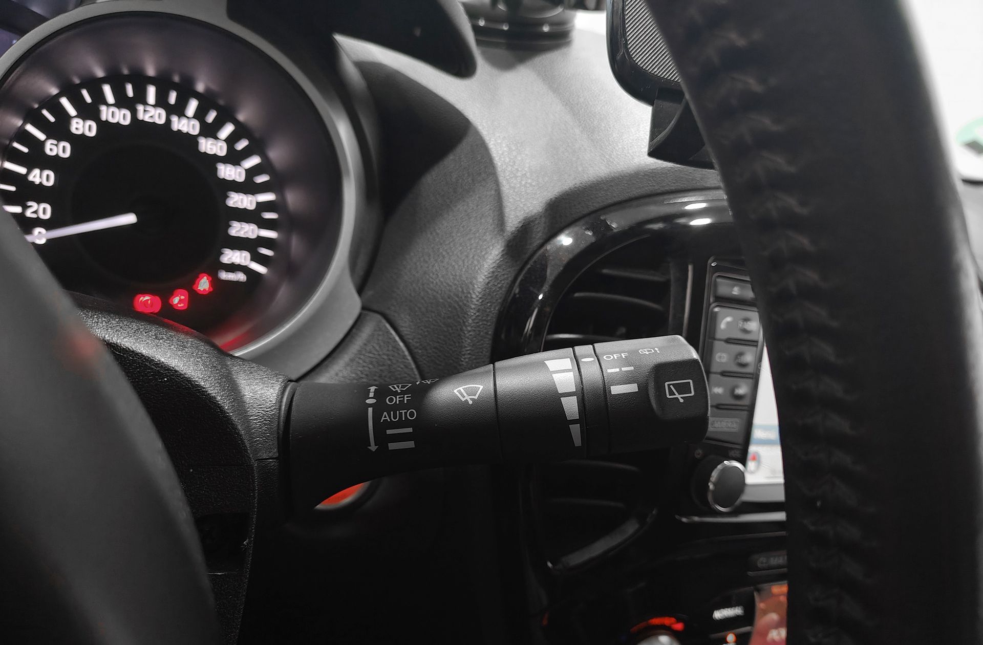 Nissan Juke dCi 110 N-Connecta - foto 28