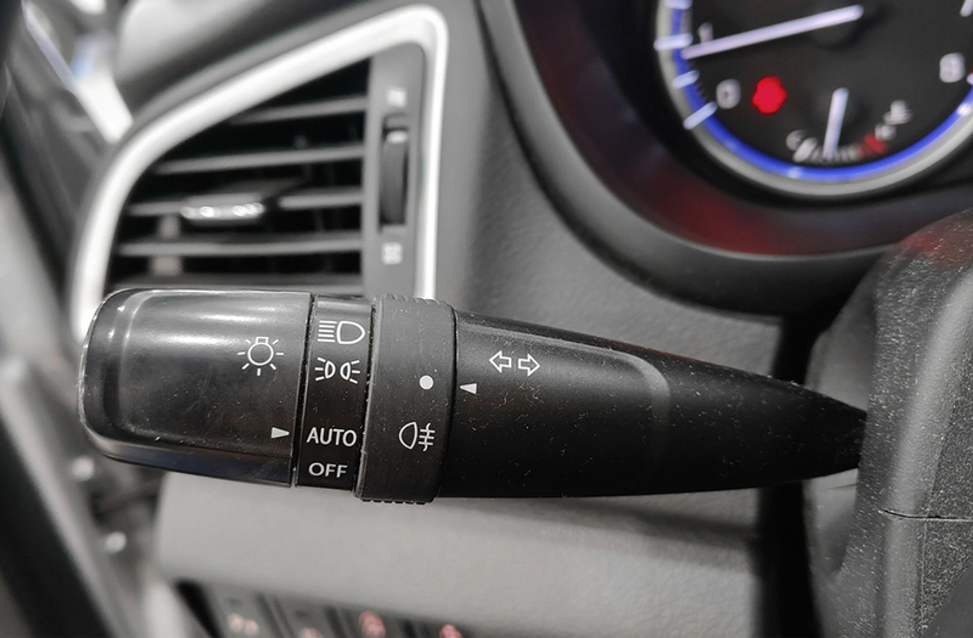 Suzuki S-Cross 1.4 Ditc GLX - foto 27