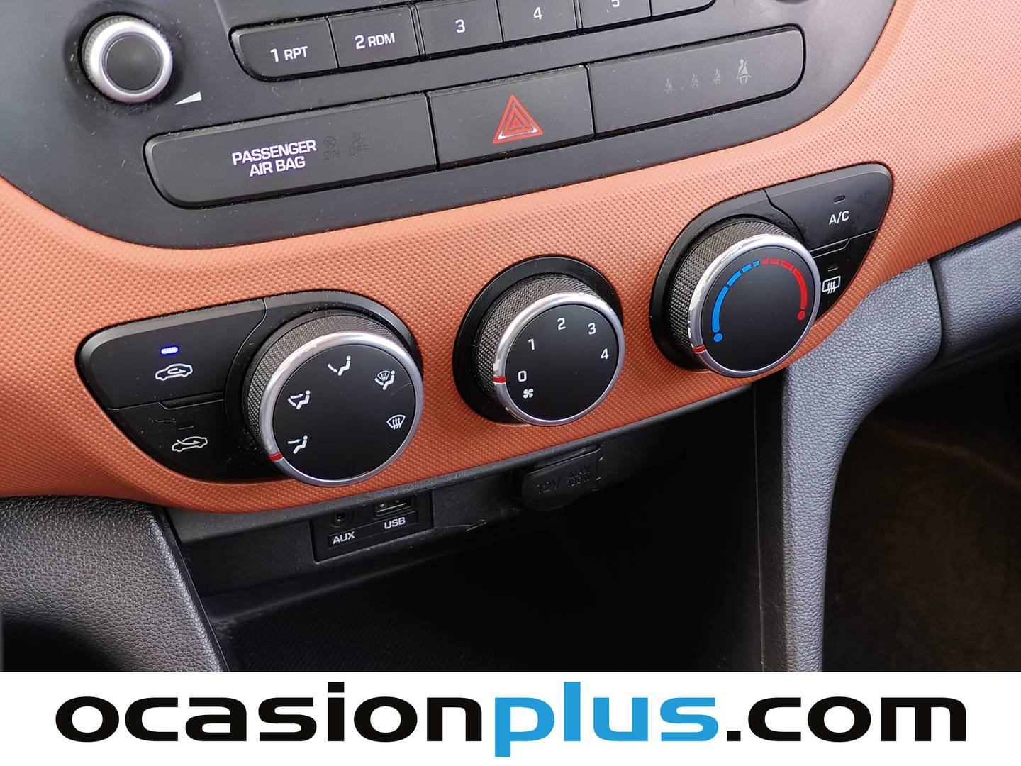 Equipamiento del Hyundai i10 Hyundai i10 1.0 Tecno Orange (66 CV)