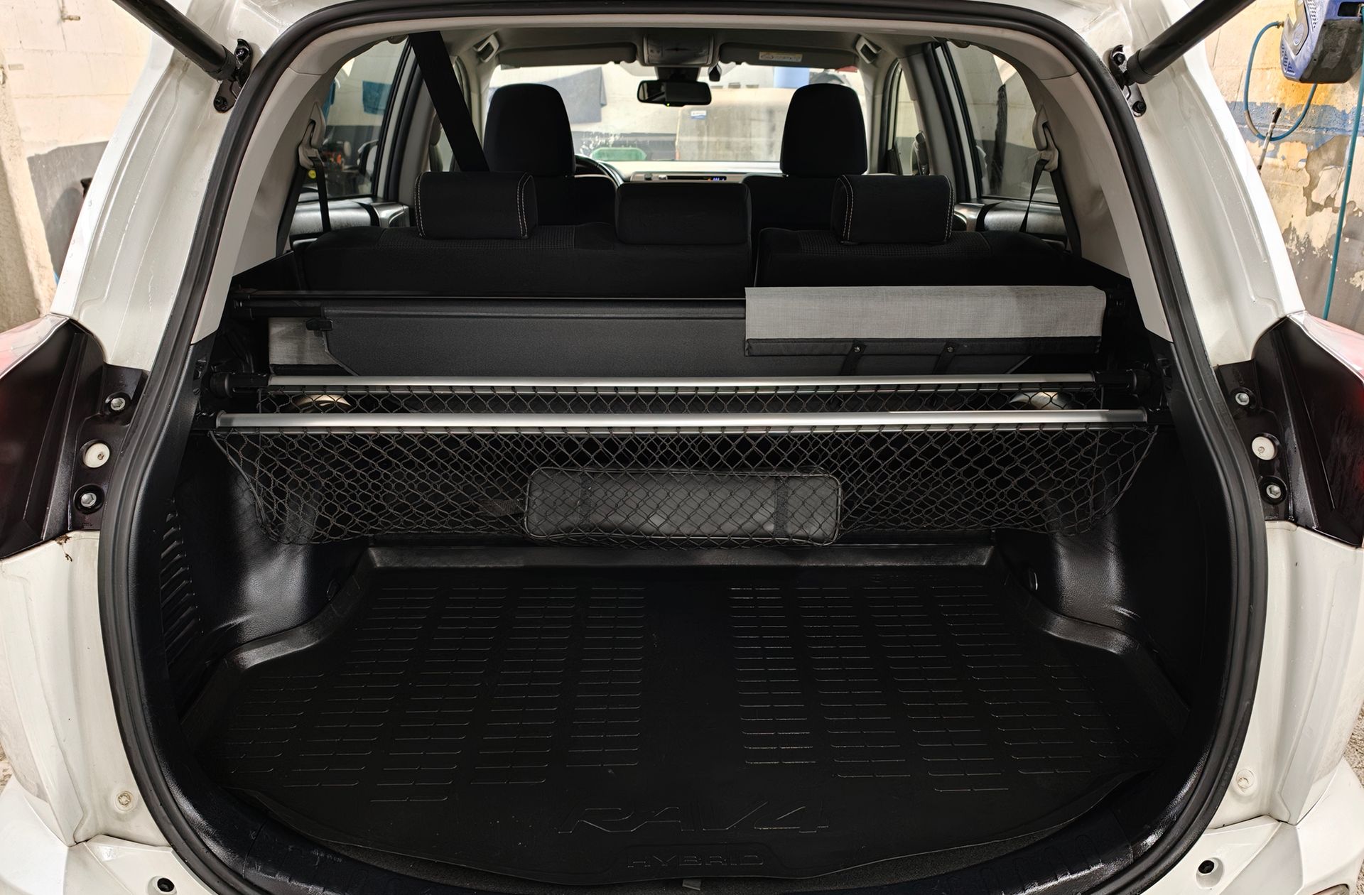 Toyota RAV4 2.5l hybrid Advance Pack Drive 2WD - foto 16