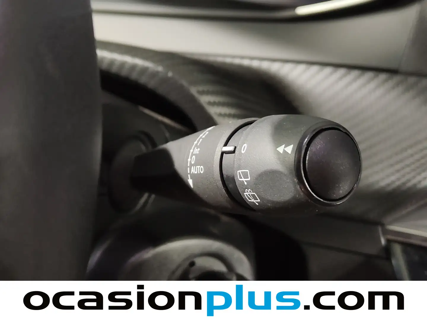 Foto Peugeot 2008 Peugeot 2008 PureTech 100 S&S Allure (100 CV)