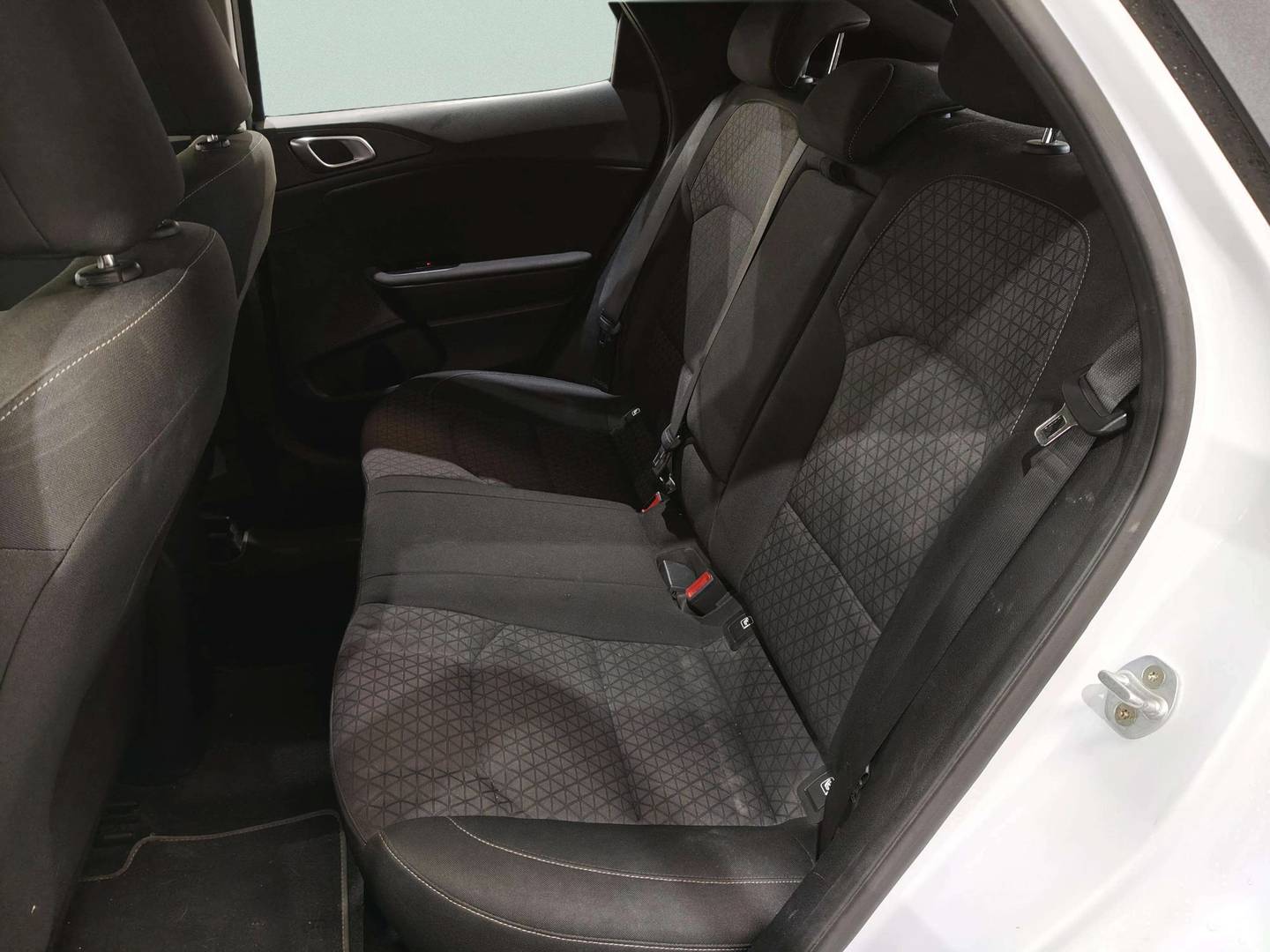 Foto asientos traseros KIA XCeed KIA XCeed 1.6 CRDi Drive (115 CV)