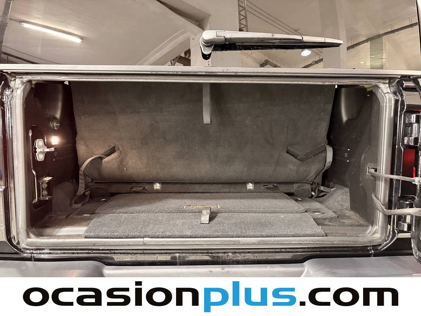 Fotos maletero Jeep Wrangler Jeep Wrangler 2.2 CRD Sahara 8ATX (200 CV)