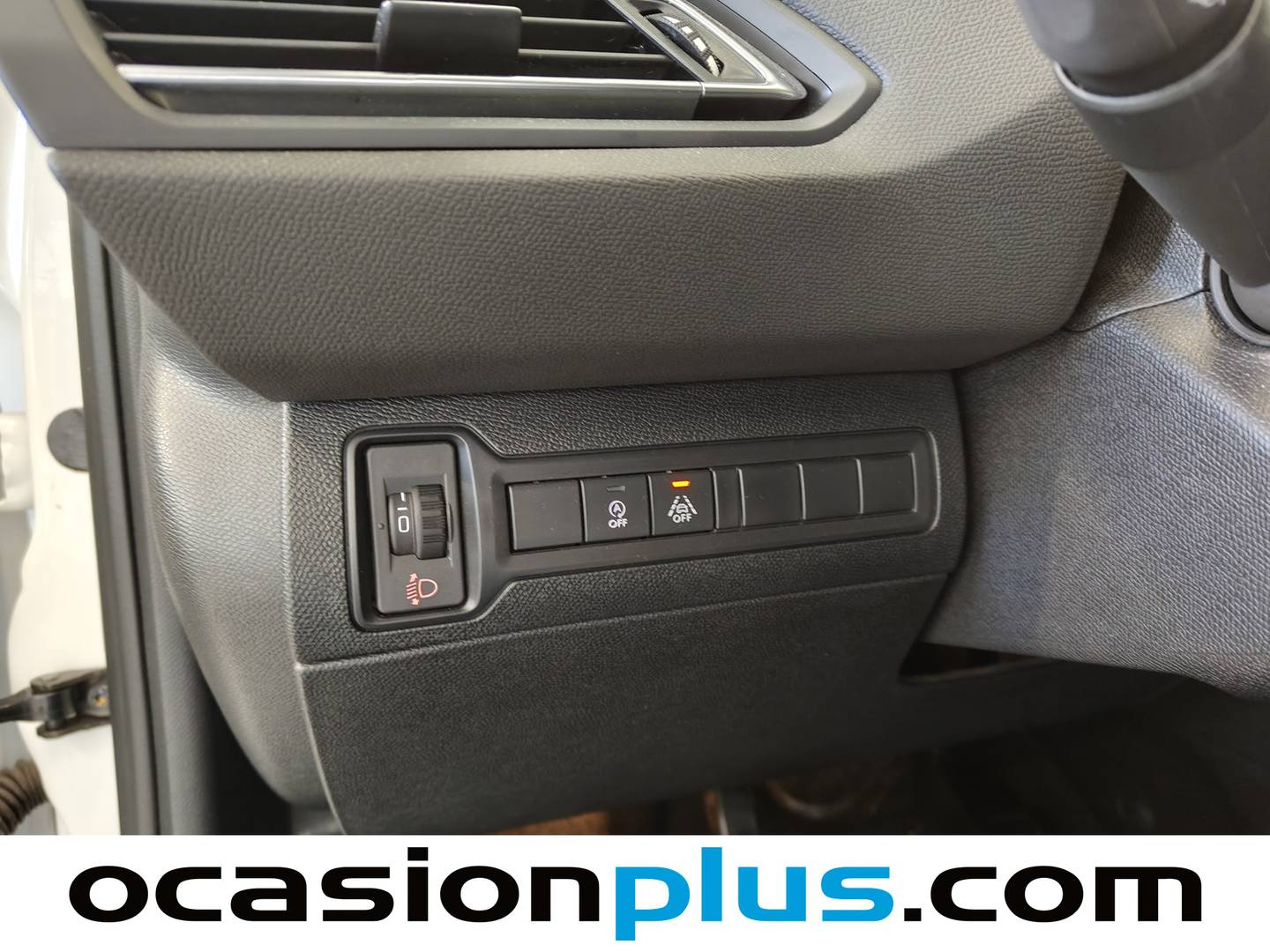 Foto Peugeot 308 Peugeot 308 PureTech 130 Allure (130 CV)