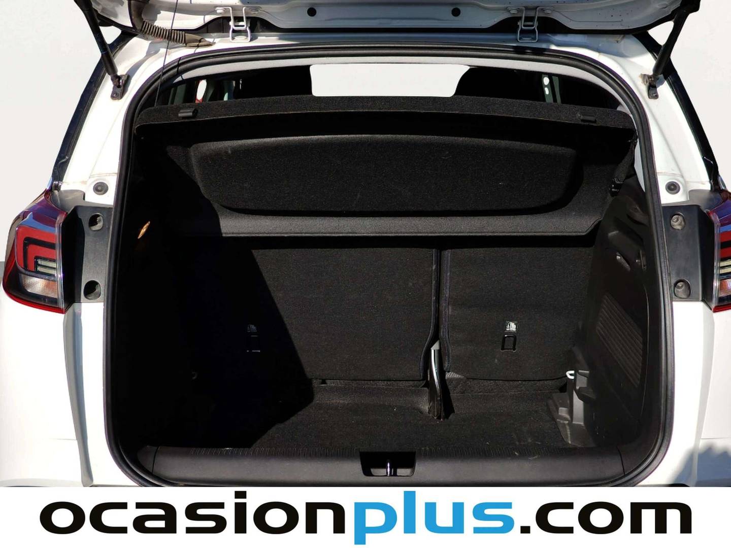Fotos maletero Opel Crossland X Opel Crossland X 1.2 S&S Design Line (110 CV)