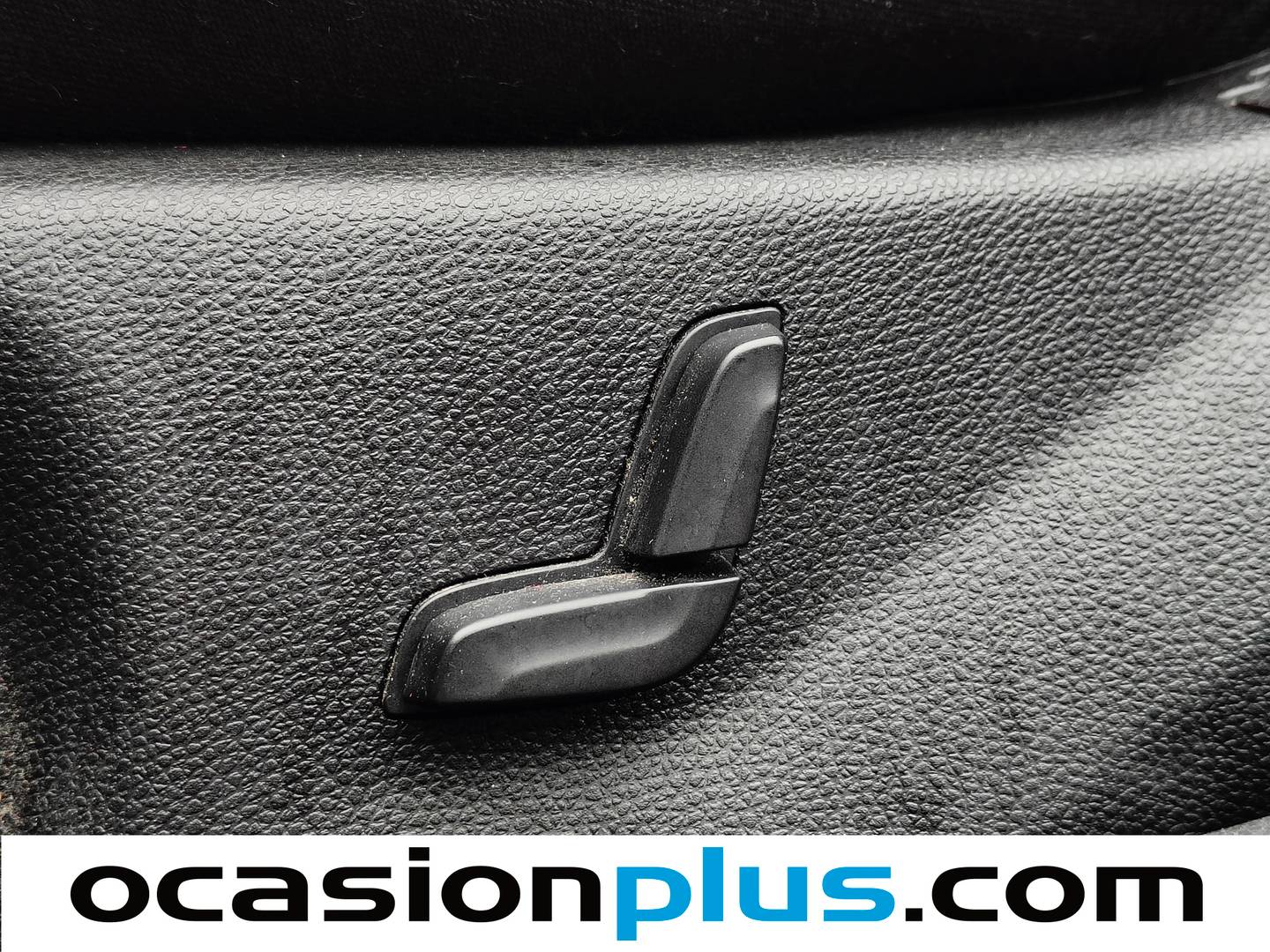 Foto Mercedes Clase C Mercedes-Benz Clase C 180 CGI BE Blue Efficiency Edition  (156 CV)