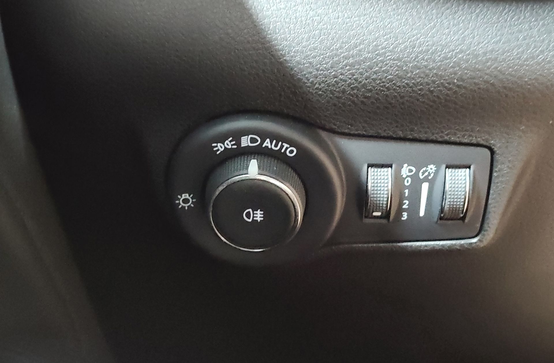 Jeep Compass 1.3 Gse Limited 4x2 FWD - foto 24