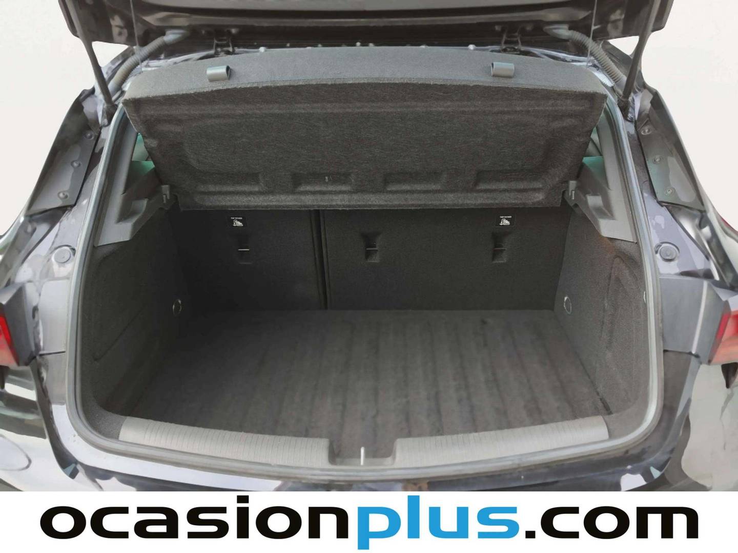 Fotos maletero Opel Astra Opel Astra 1.2 Turbo SHL GS Line (110 CV)