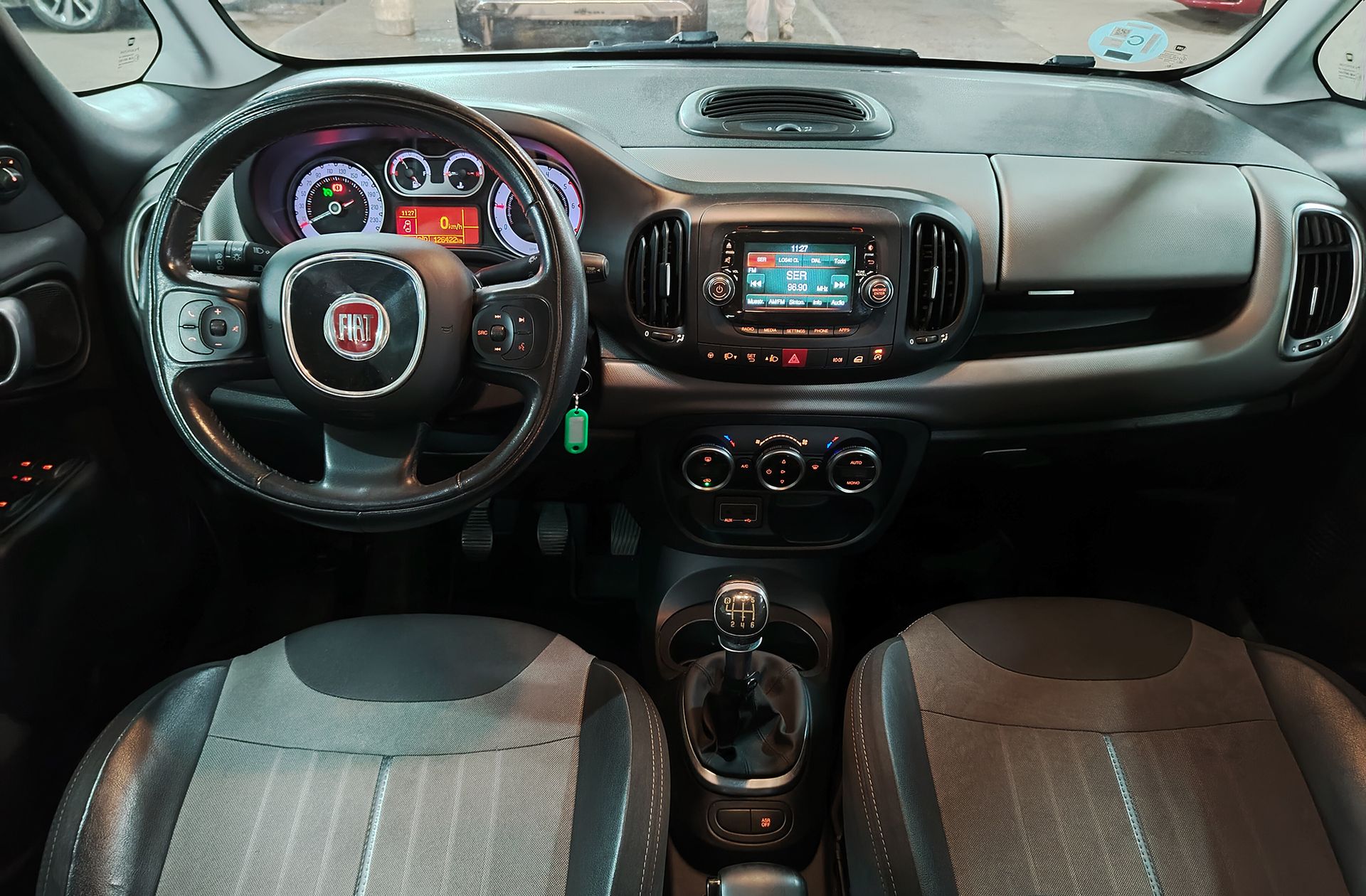 Fiat 500L 1.6 16v MultiJet II Living Lounge 7 plazas - foto 8