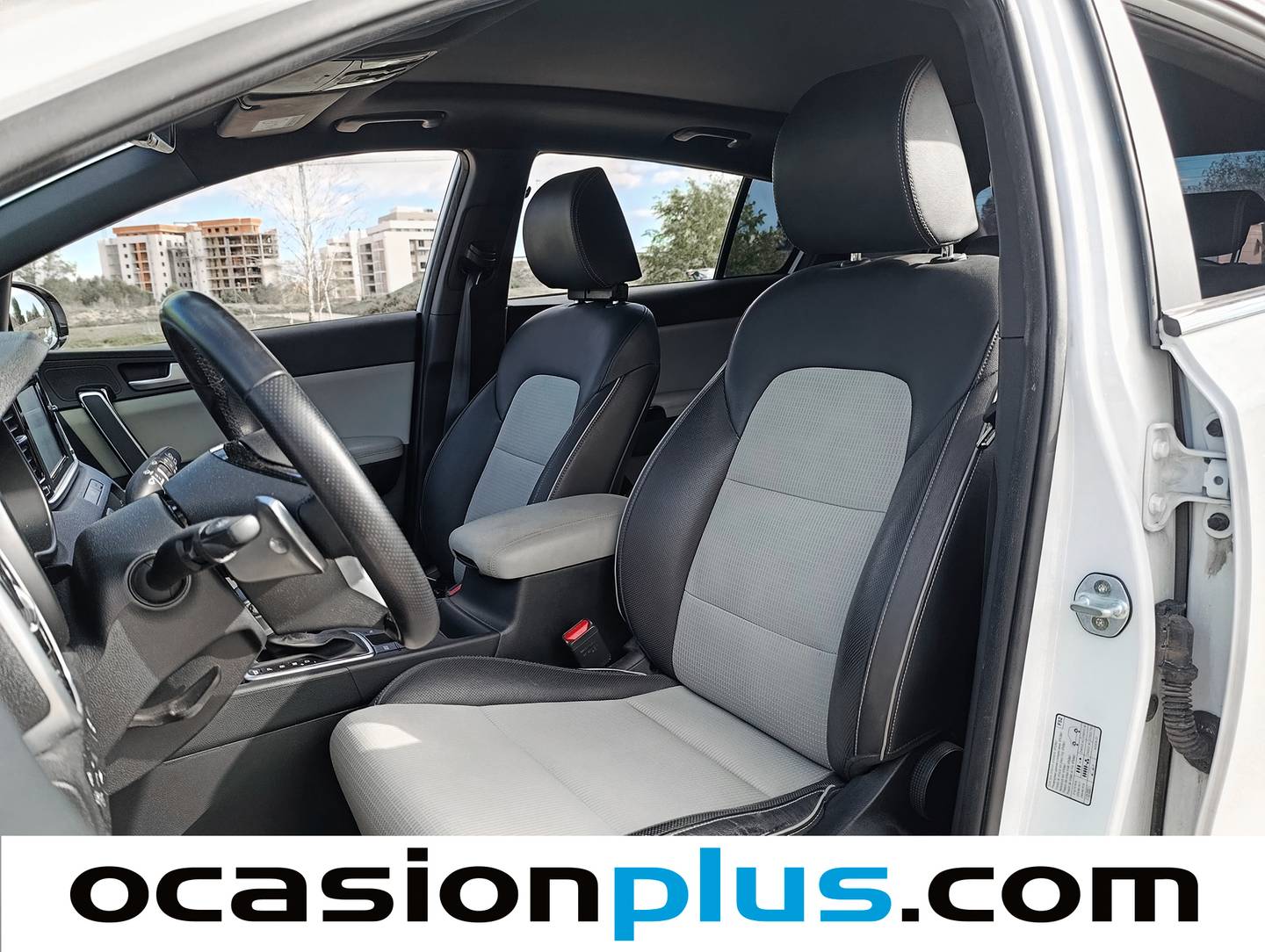 Foto asientos delanteros KIA Sportage KIA Sportage 1.6 CRDi GT Line Essential 4x2 DCT (136 CV)