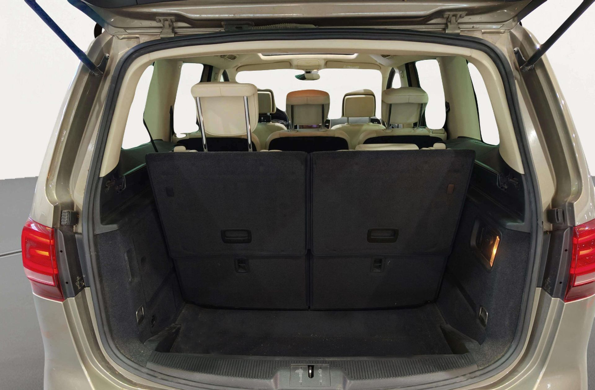 Volkswagen Sharan Sport 2.0 TDI BMT 7 plazas - foto 21
