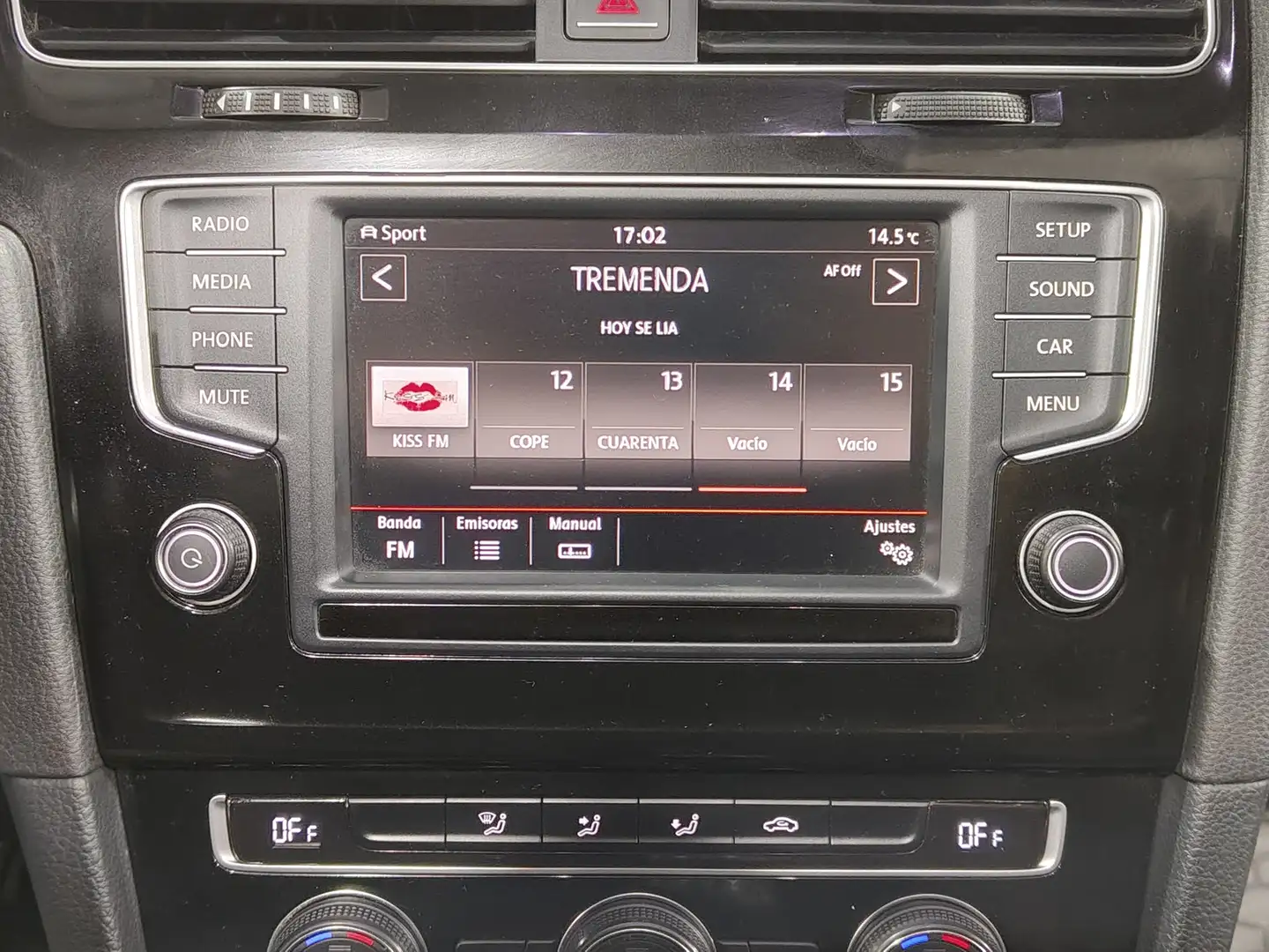 Foto Volkswagen Golf Volkswagen Golf Sport 2.0 TDI CR BMT (150 CV)