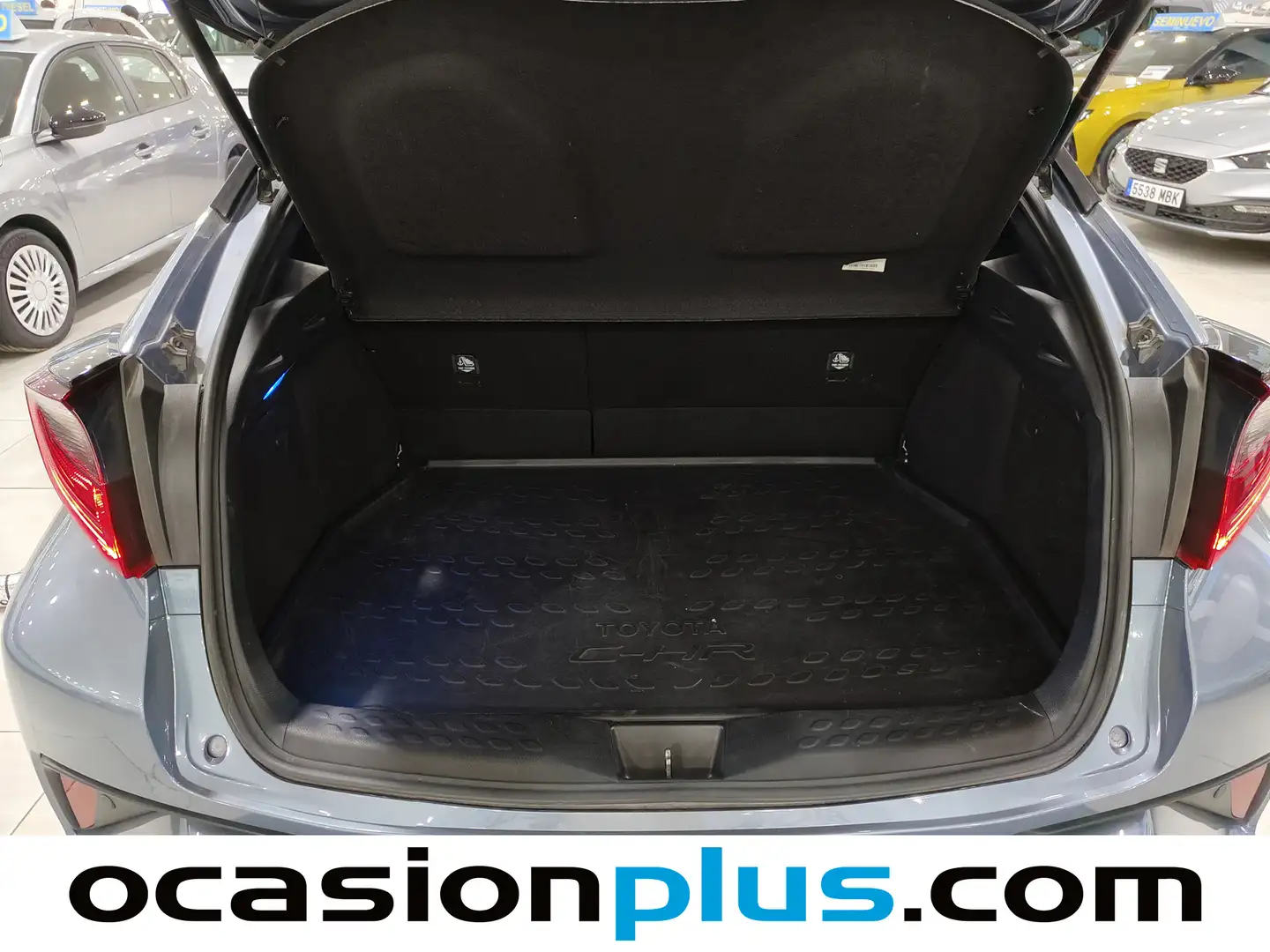 Foto Toyota C-HR Toyota C-HR 180H Advance (184 CV)