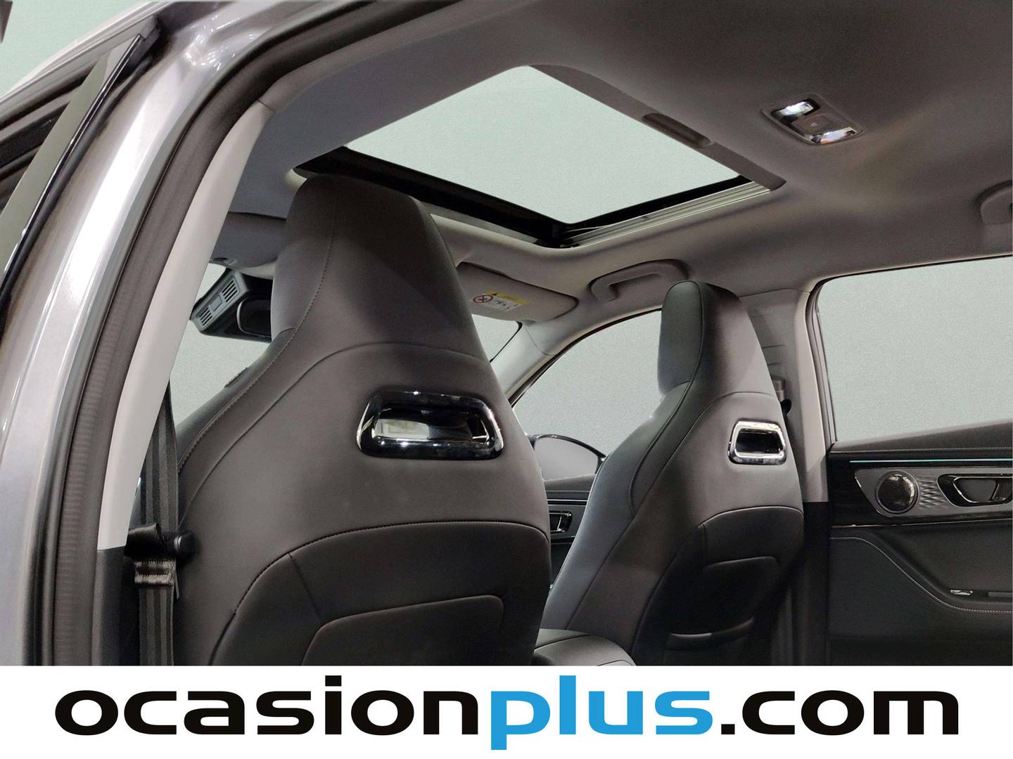 Extras y acabados del OMODA 5 OMODA 5 1.6 TGDI Premium (145 CV)
