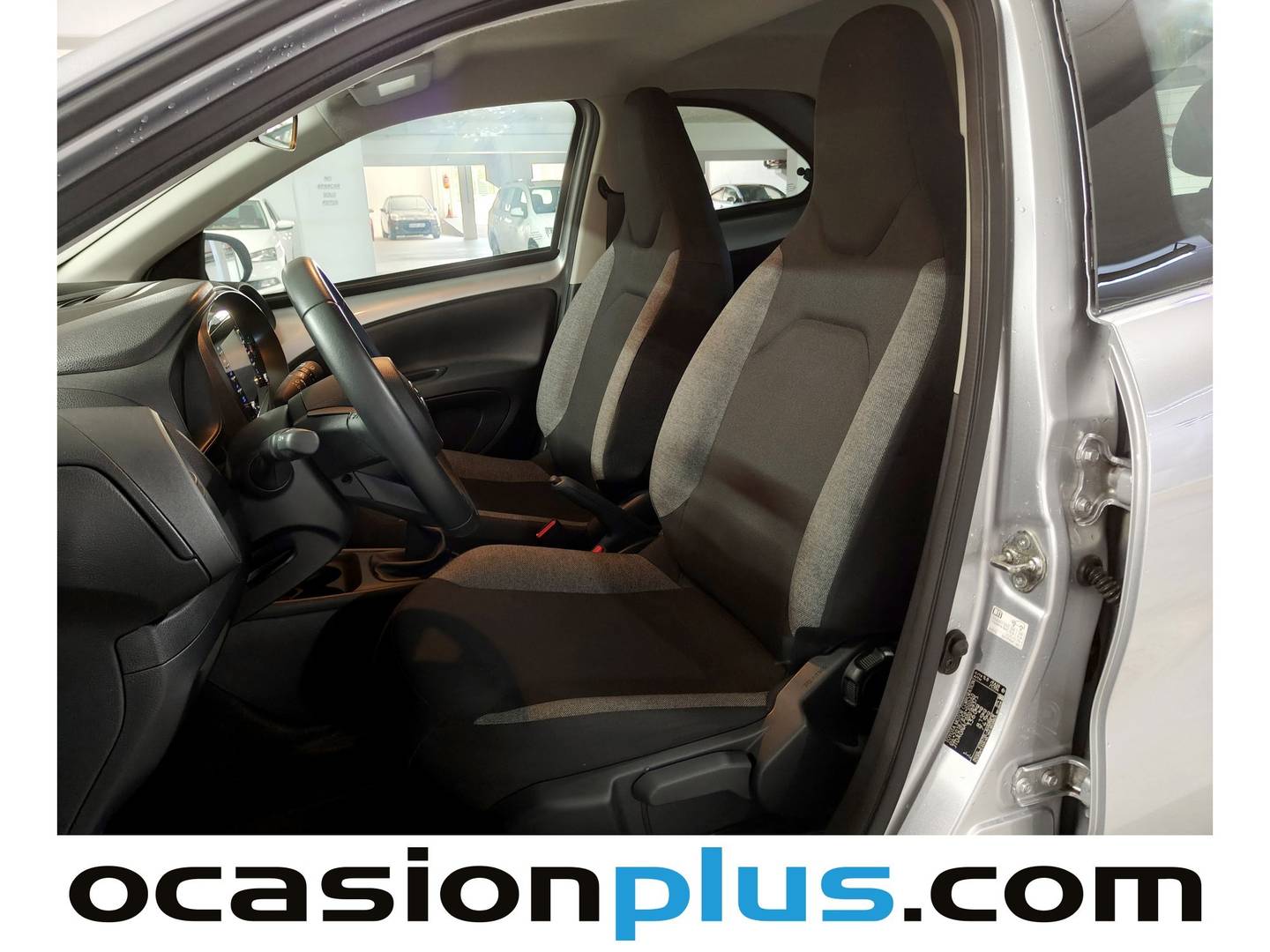 Foto Toyota Aygo X Cross Toyota Aygo X Cross 1.0 VVT-I Play (72 CV)