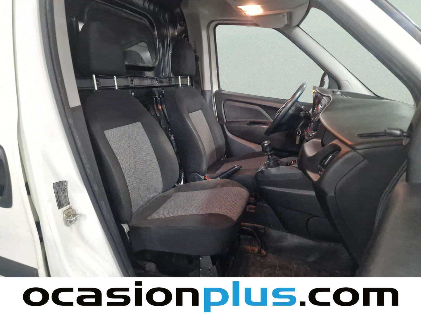 Foto Fiat Doblò Cargo Fiat Dobló Cargo 1.6 Multijet Base Maxi Carga Aumentada (105 CV)