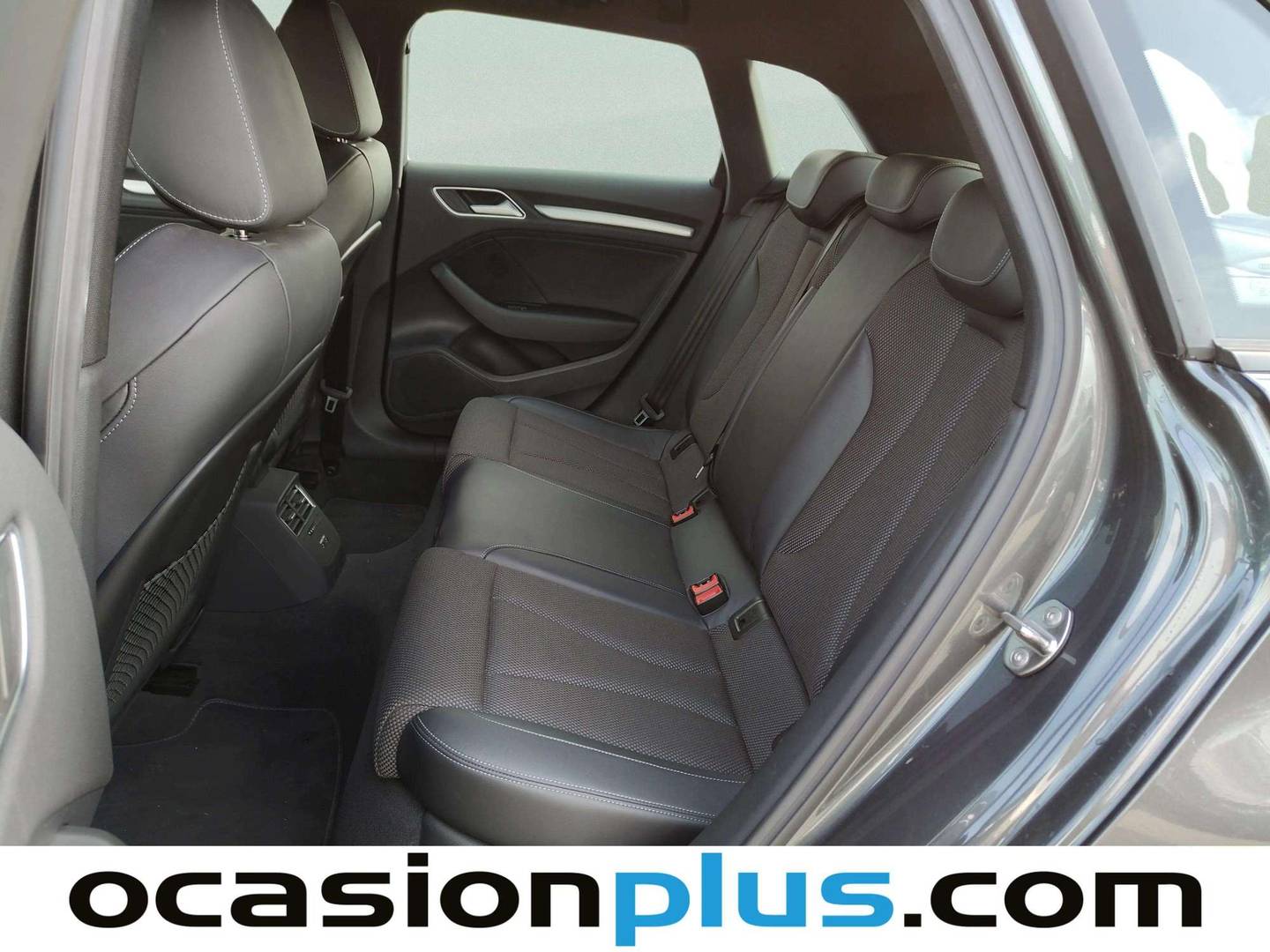 Foto asientos traseros Audi A3 Audi A3 Sportback ALL-IN edition 30 TDI (116 CV)