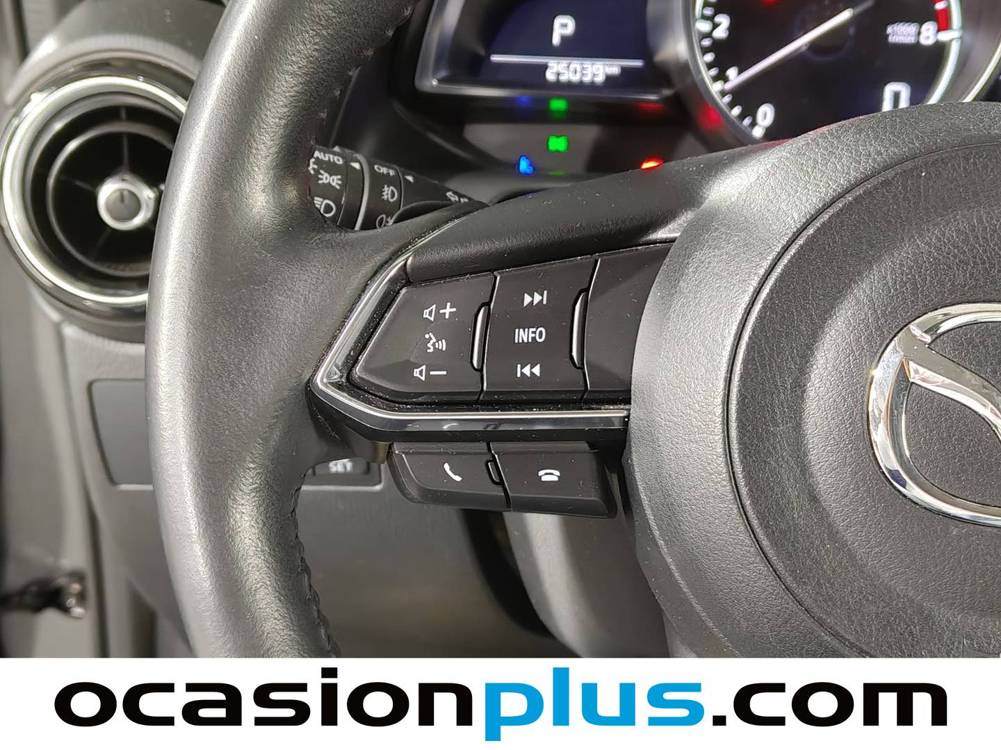 Foto Mazda CX-3 Mazda CX-3 2.0 G Zenith 2WD AT (121 CV)