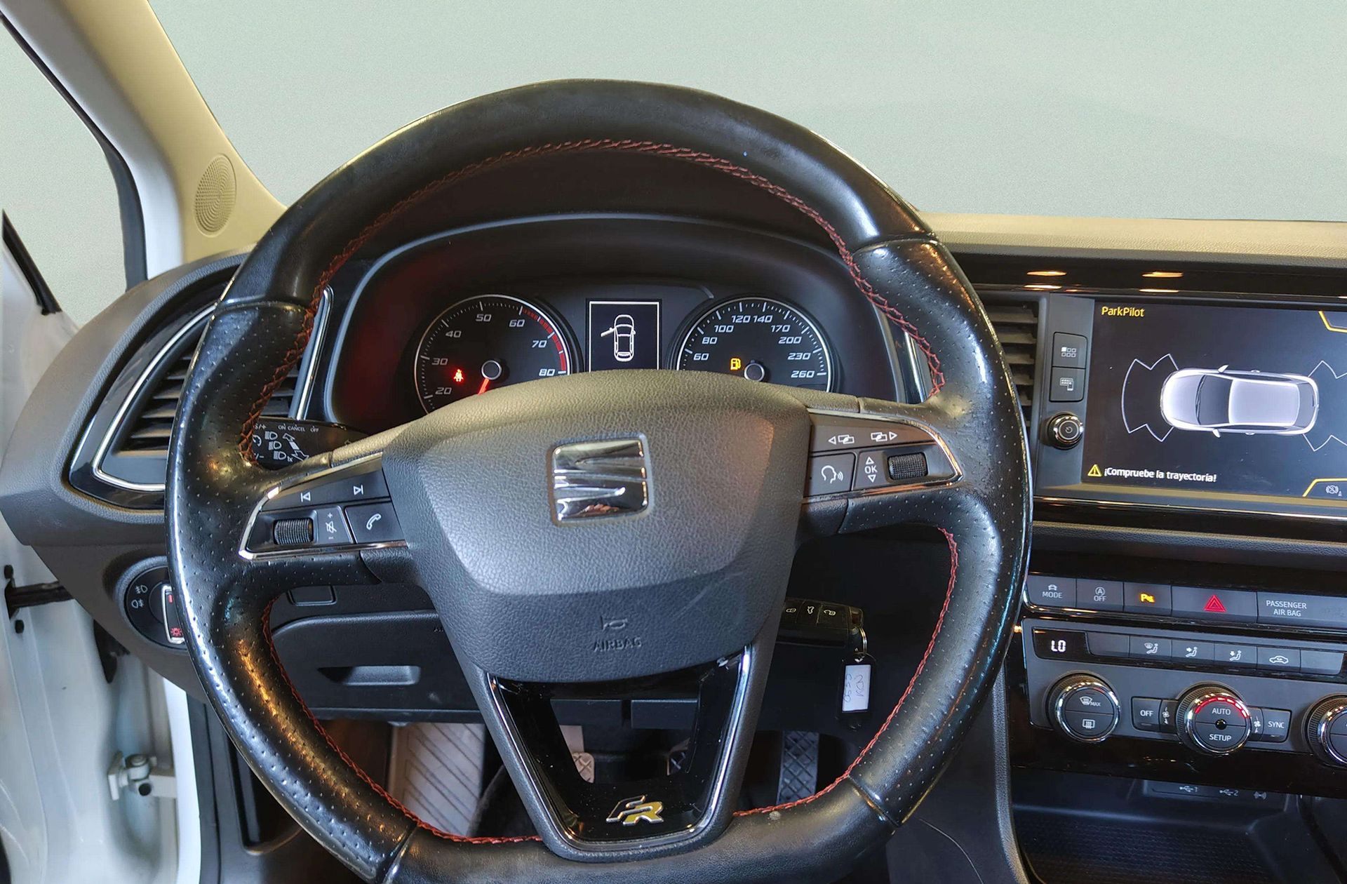 SEAT León 1.4 TSI FR Plus - foto 31
