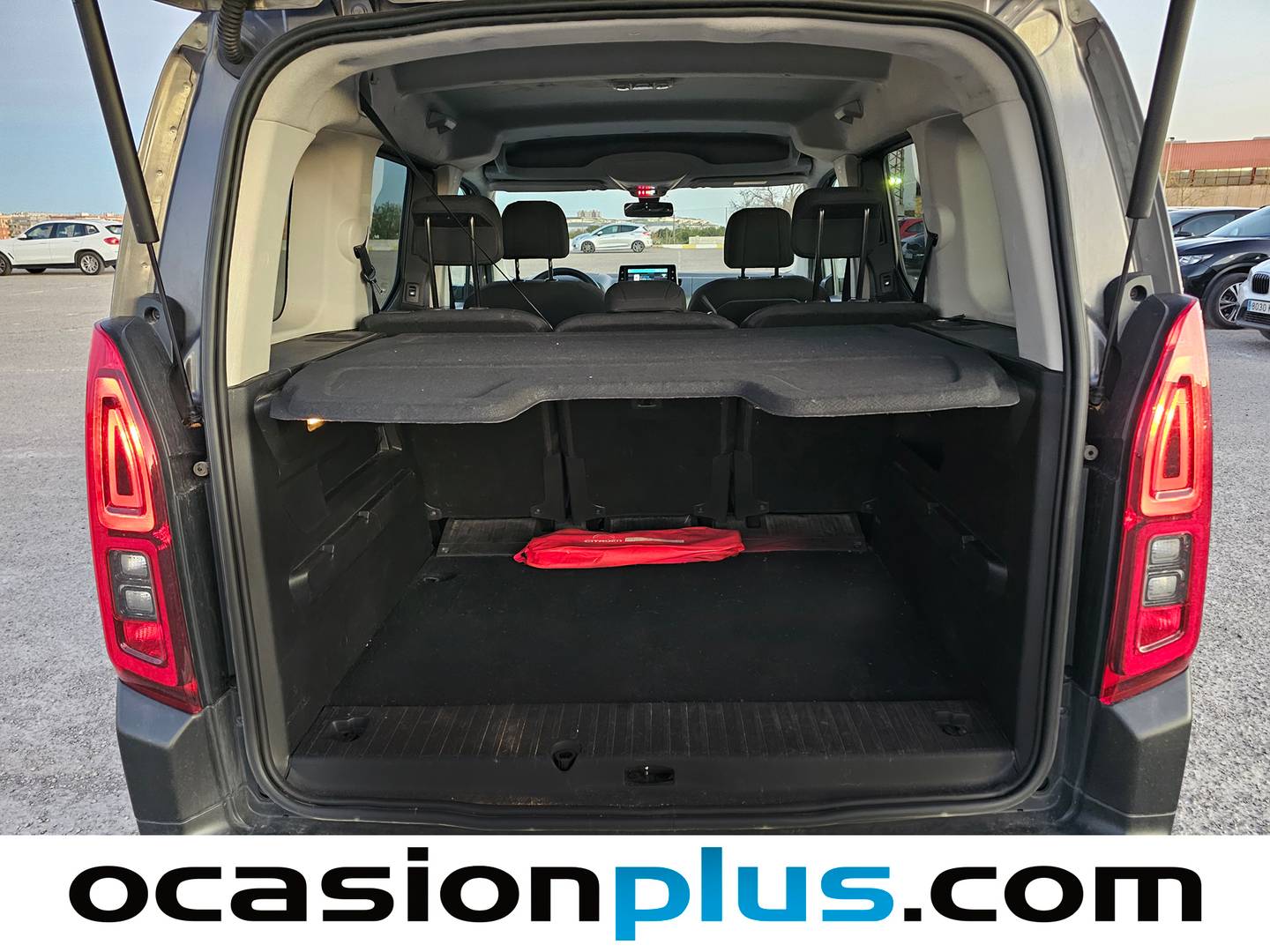 Foto Citroën Berlingo Citroen Berlingo BlueHDi 130 S&S Talla M Shine EAT8 (130 CV)