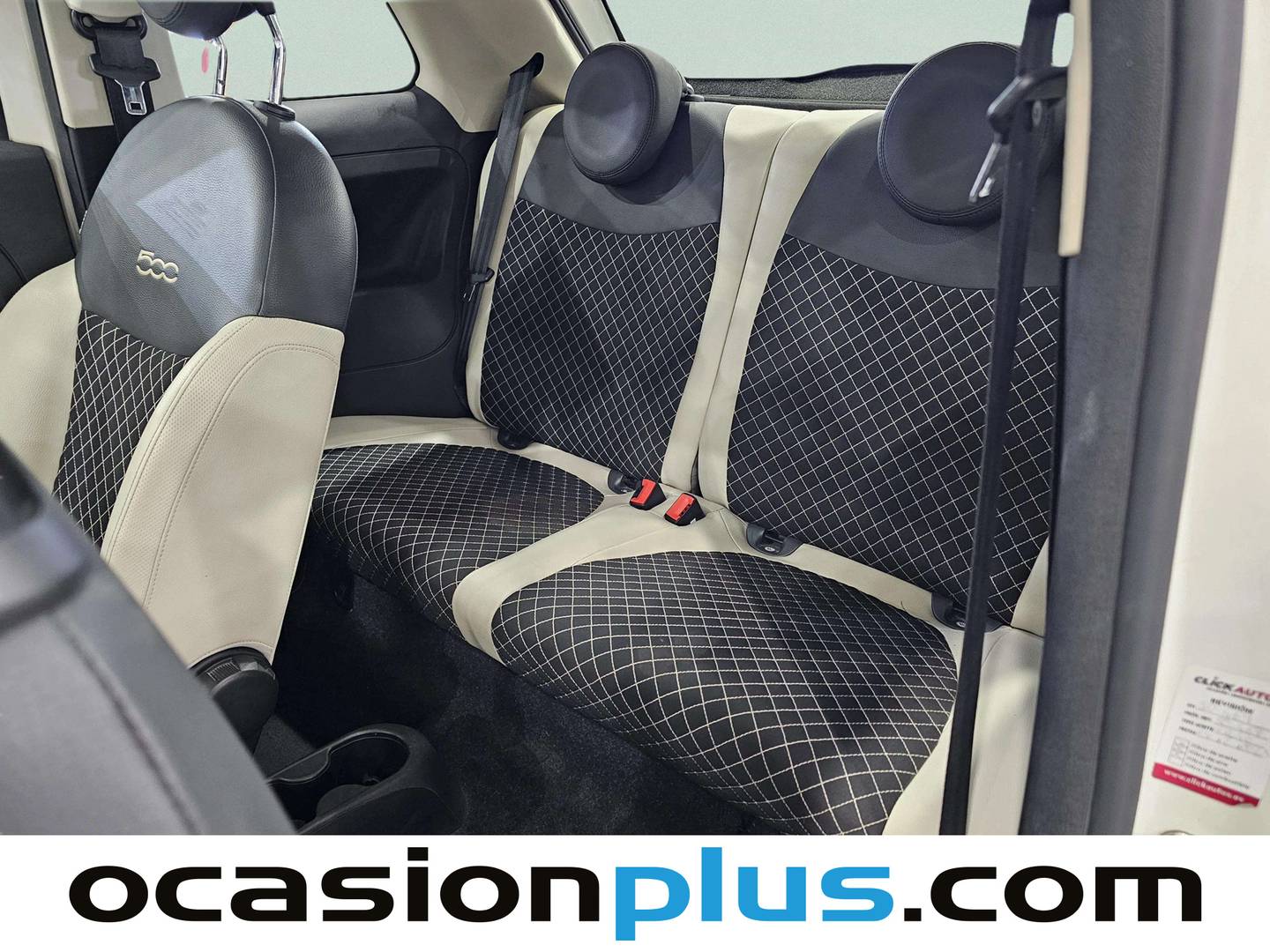 Foto asientos traseros Fiat 500 Fiat 500 1.0 Hybrid Dolcevita (70 CV)