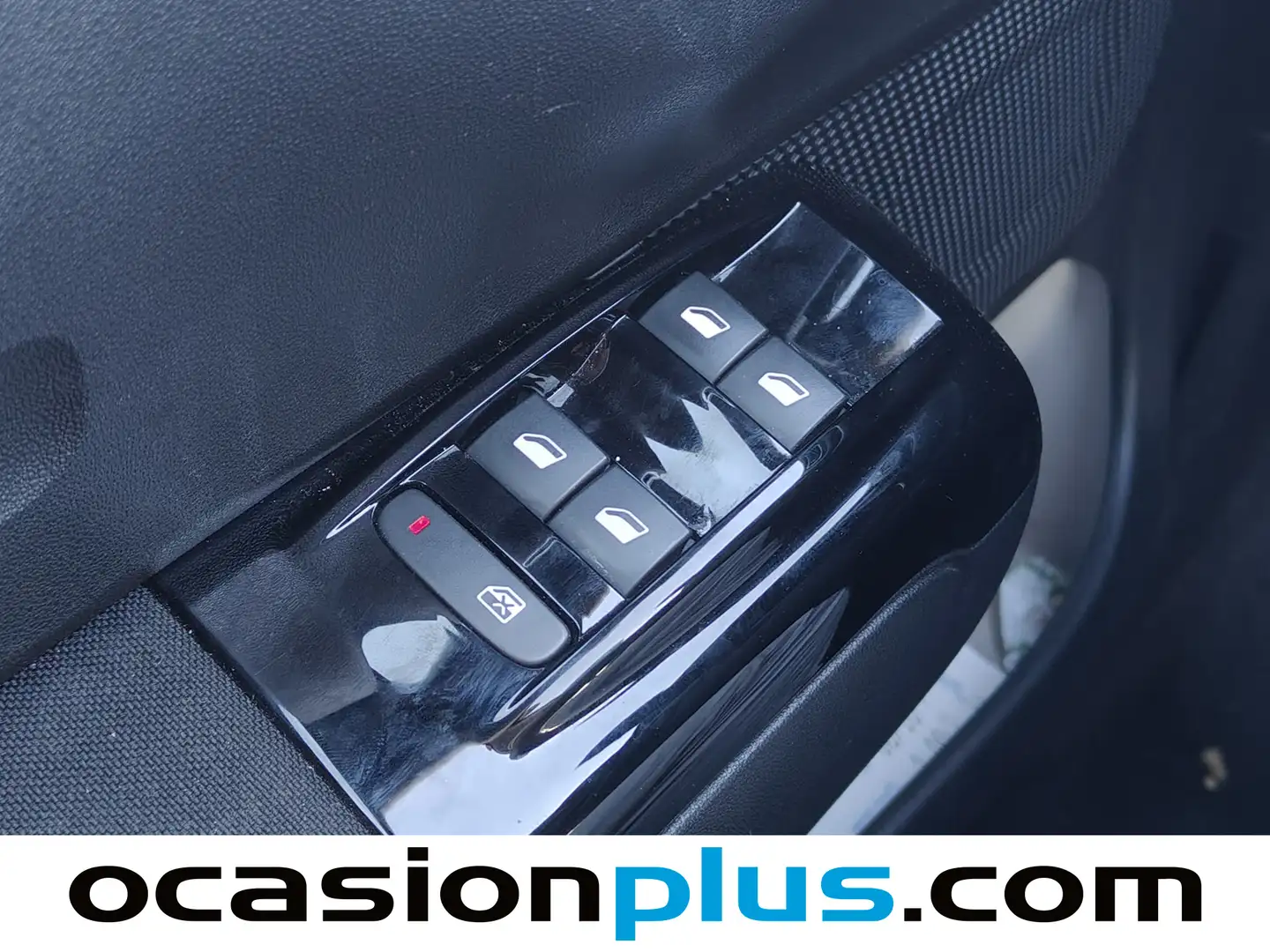 Foto Citroën C3 Citroen C3 PureTech 82 Shine (83 CV)