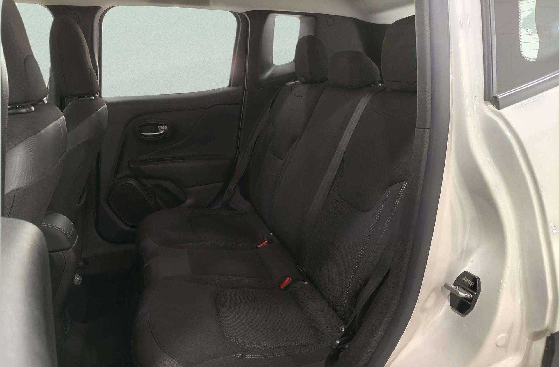 Jeep Renegade 1.0G Night Eagle II 4x2 - foto 10