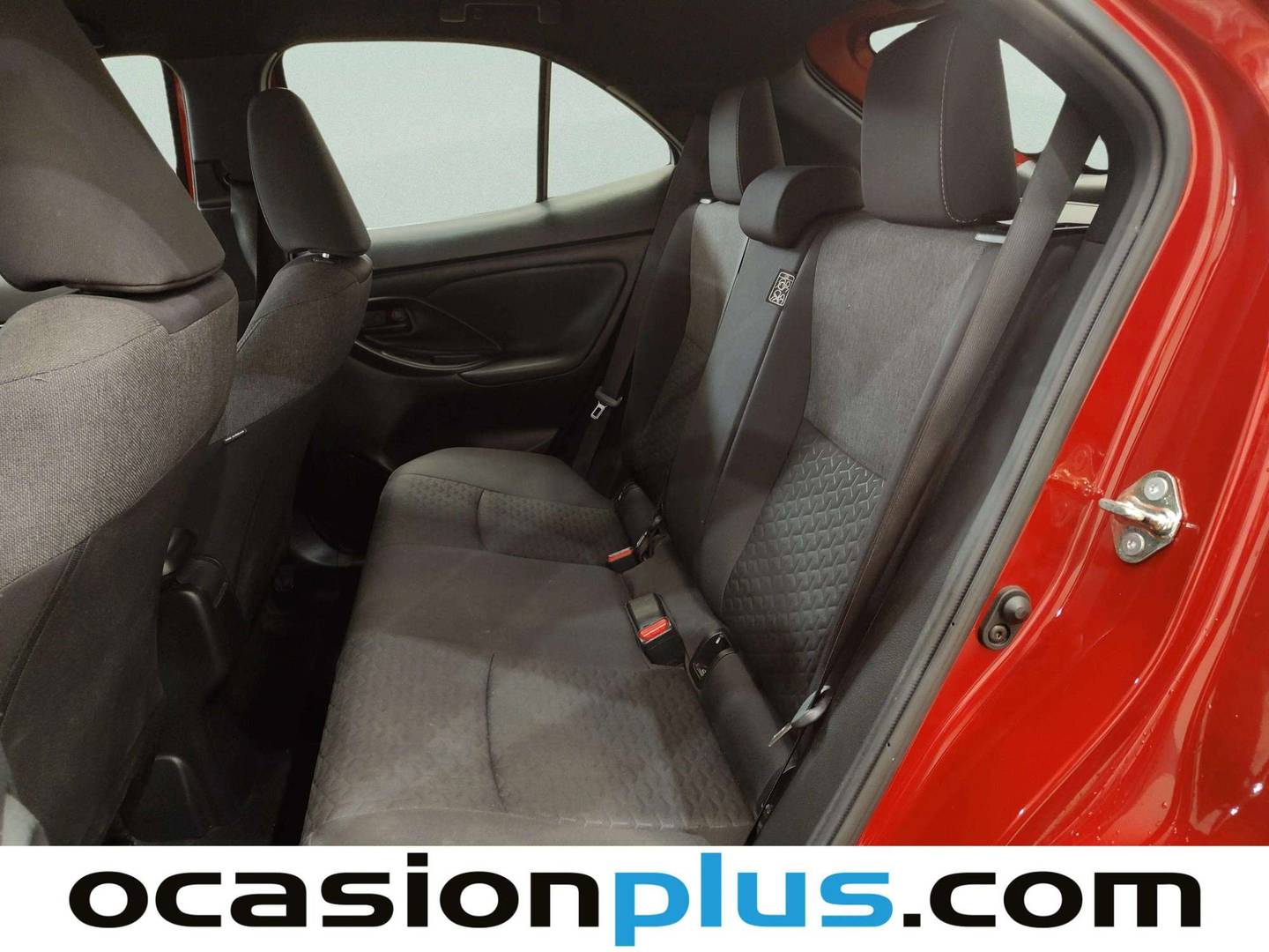 Foto asientos traseros Toyota Yaris Cross Toyota Yaris Cross 120H Active Tech (116 CV)