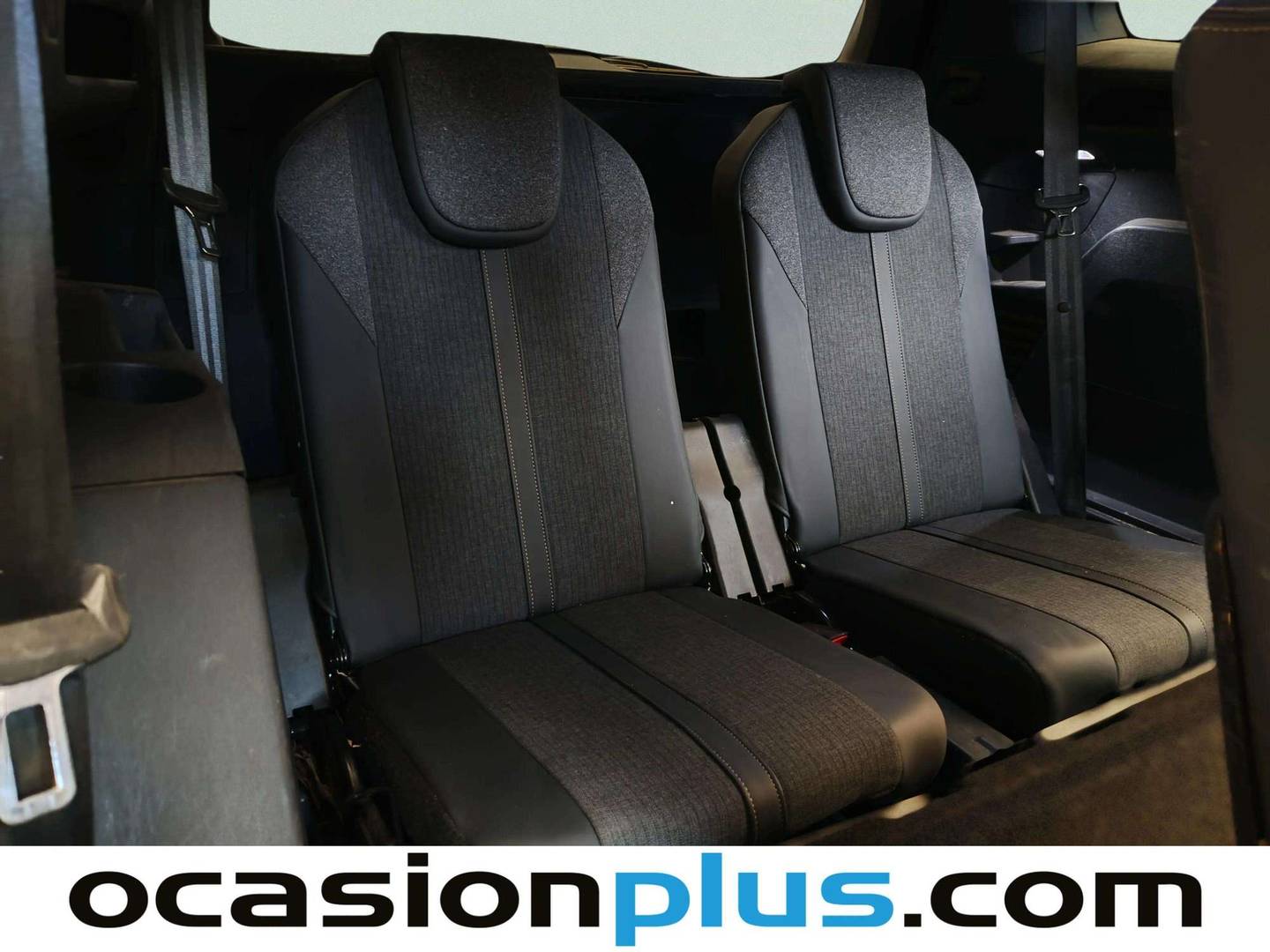 Foto asientos delanteros Peugeot 5008 Peugeot 5008 BlueHDI 130 S&S GT Line (130 CV) 7 Plazas
