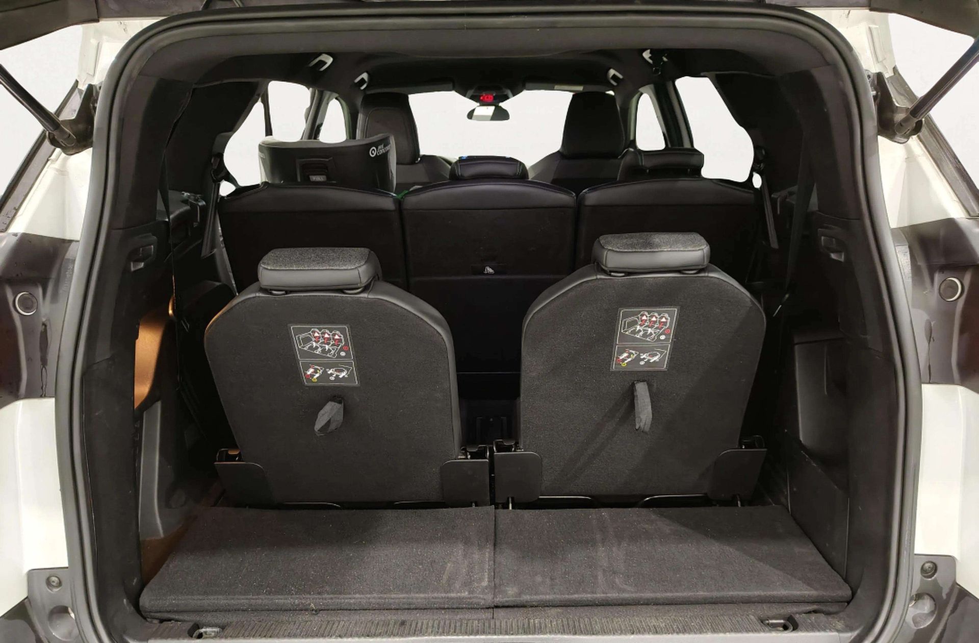 Peugeot 5008 1.2 Allure Pack eDCS6 7 plazas - foto 21
