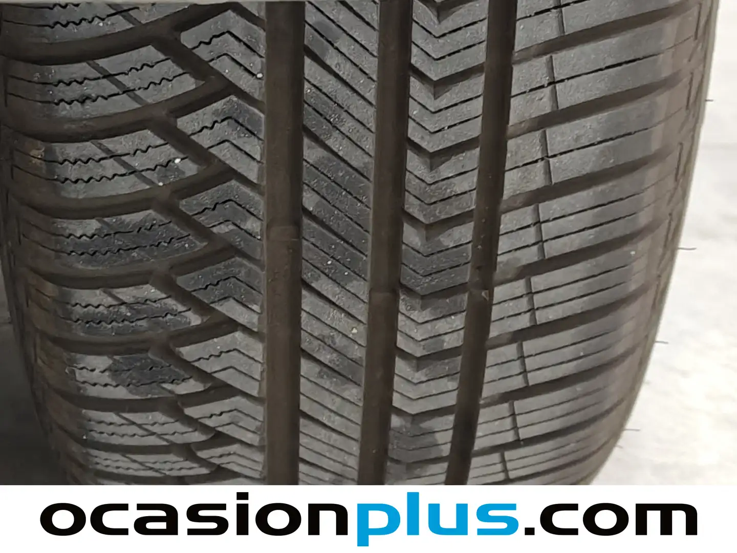 Foto Peugeot 5008 Peugeot 5008 PureTech 130 S&S Allure Pack EAT8 (130 CV) 7 Plazas