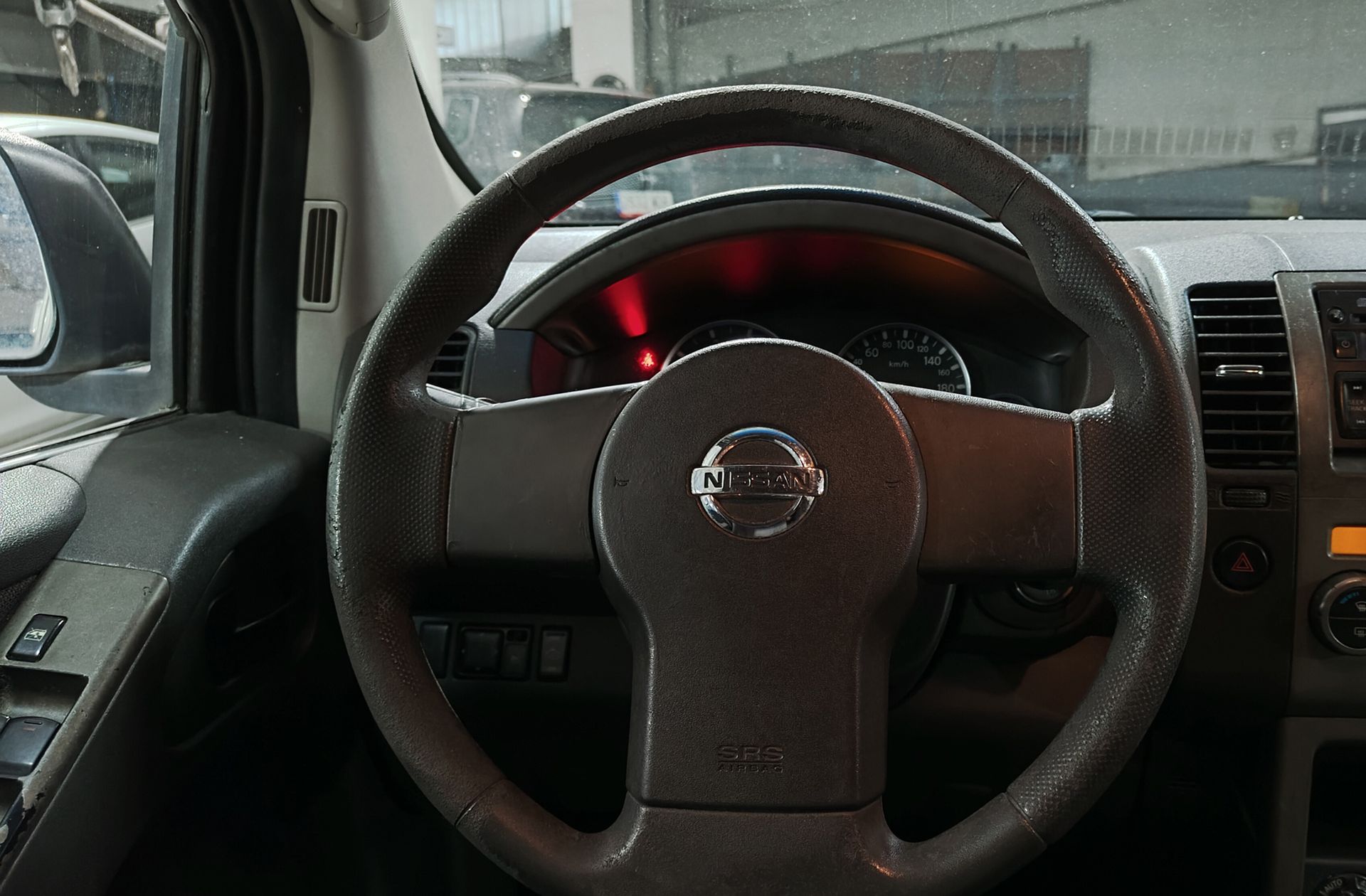 Nissan Pathfinder 2.5 dCi SE 7 plazas - foto 17