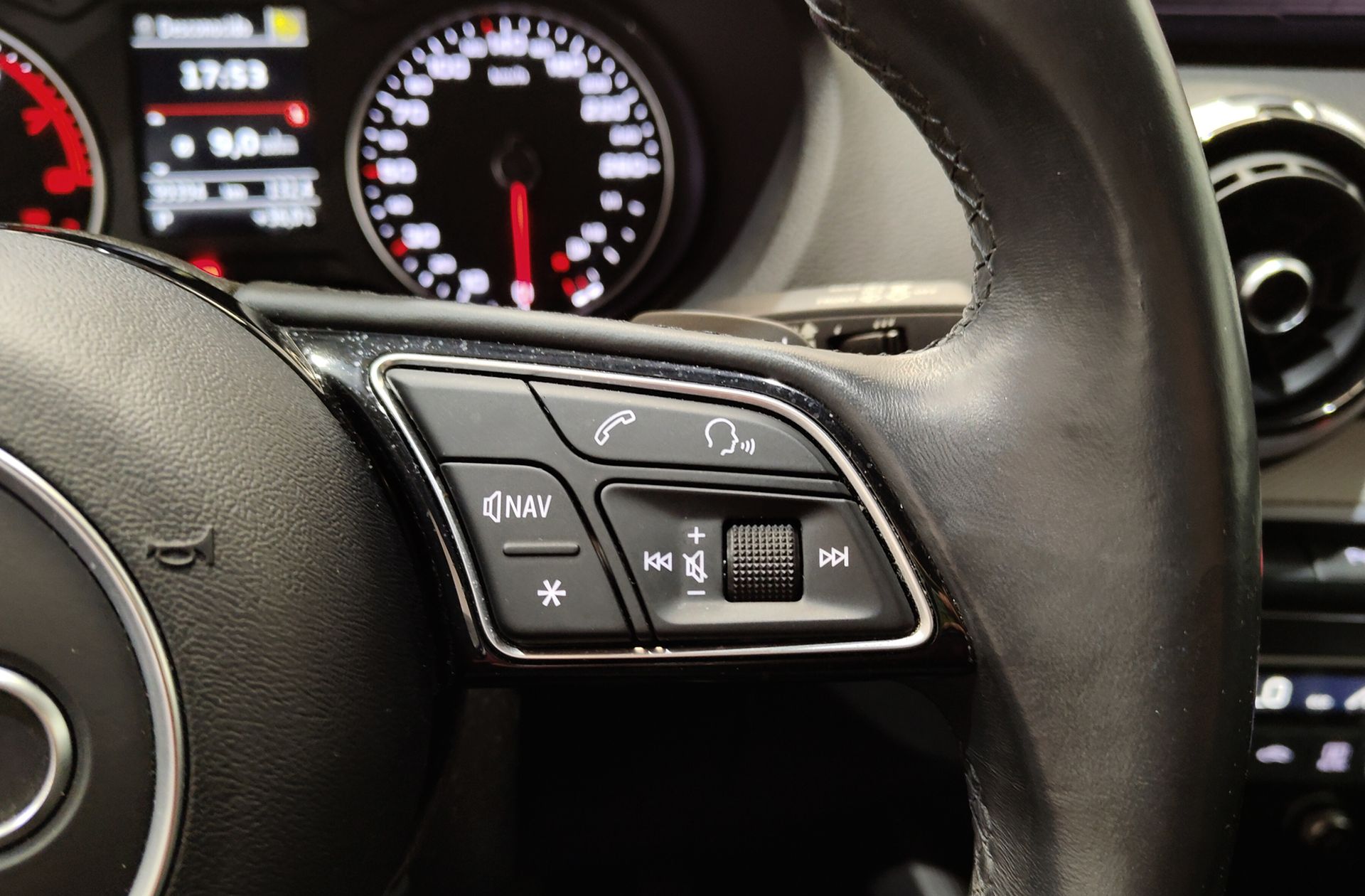 Audi Q2 S line 35 TFSI S tronic - foto 35