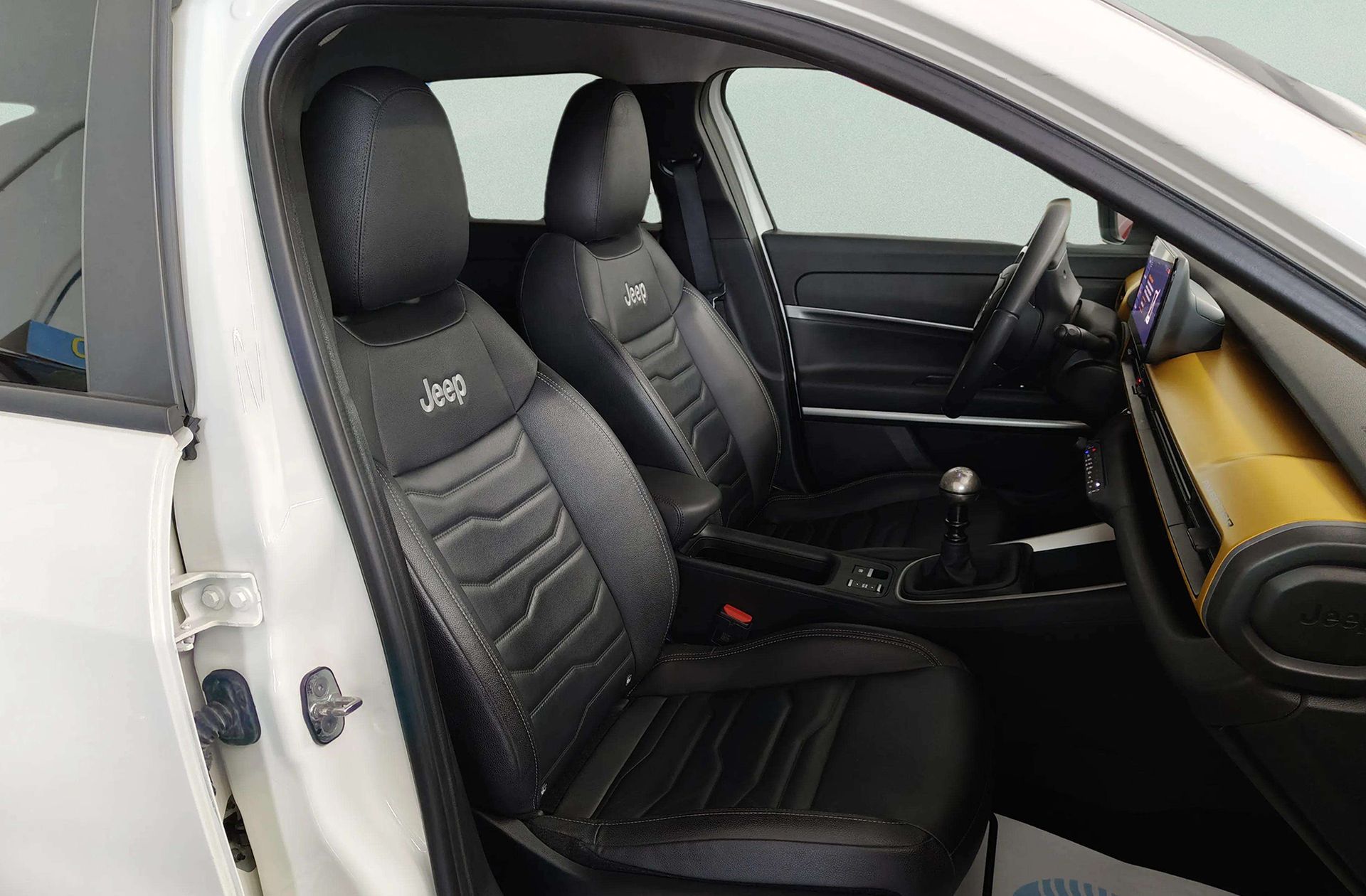 Jeep Avenger 1.2 G Summit - foto 23