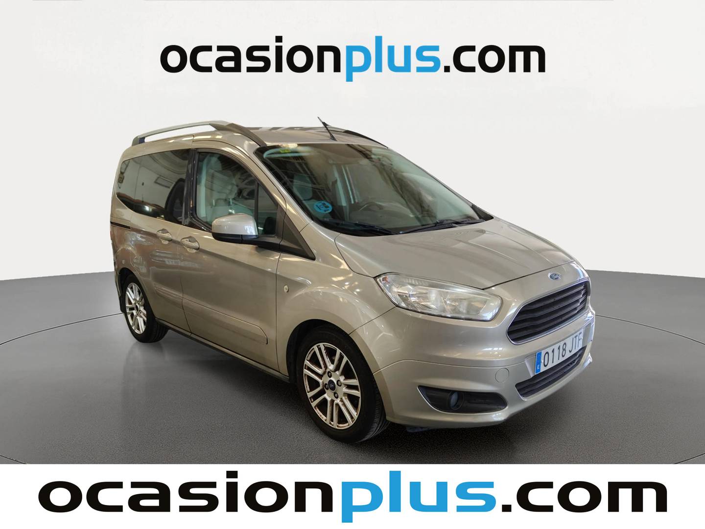 Foto delantera Ford Tourneo Courier Ford Tourneo Courier 1.5 TDCi Titanium (95 CV) izquierda