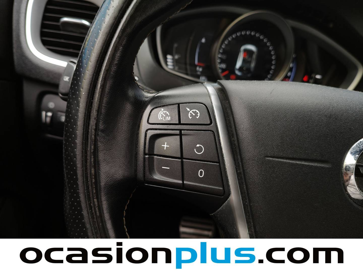 Volvo V40 Volvo V40 R-Design Momentum Auto (152 CV) seminuevo