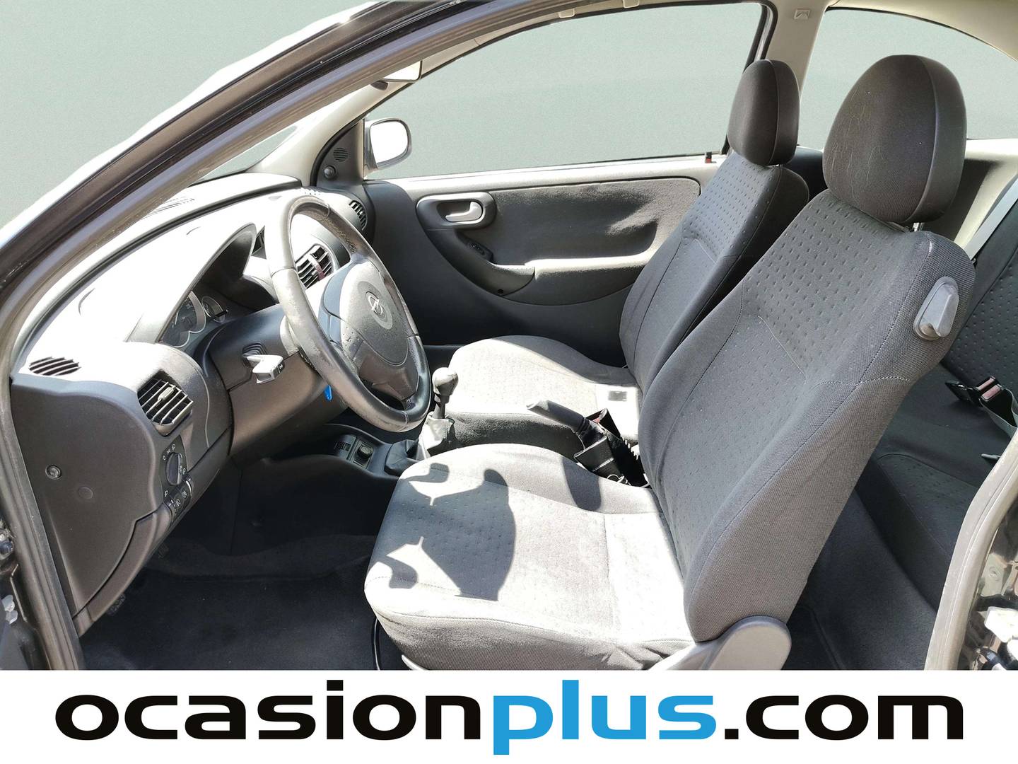 Foto asientos delanteros Opel Corsa Opel Corsa 1.2 16v Edition (75 CV)