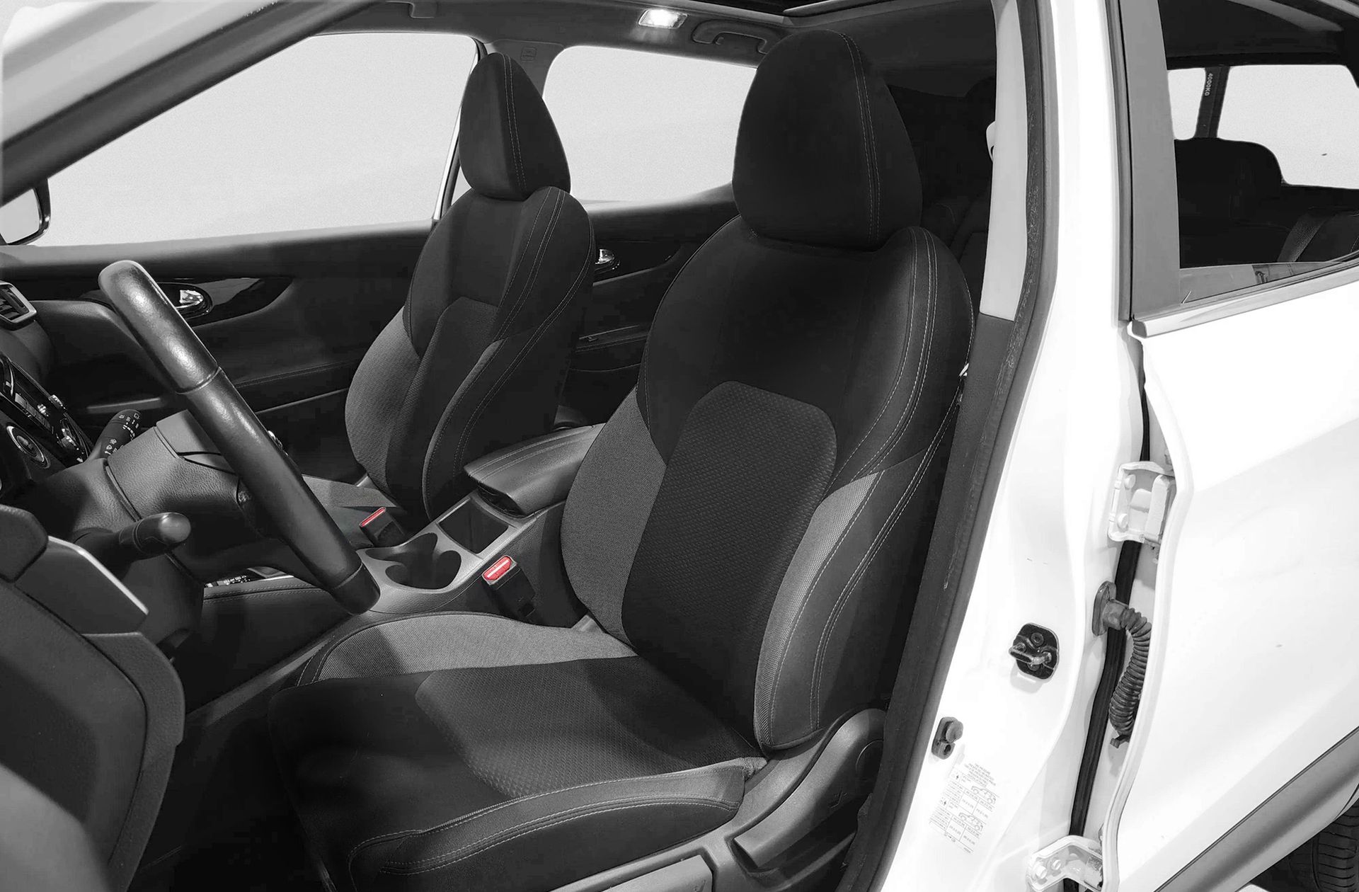 Nissan Qashqai DIG-T 160 N-Connecta 4x2 DCT - foto 11